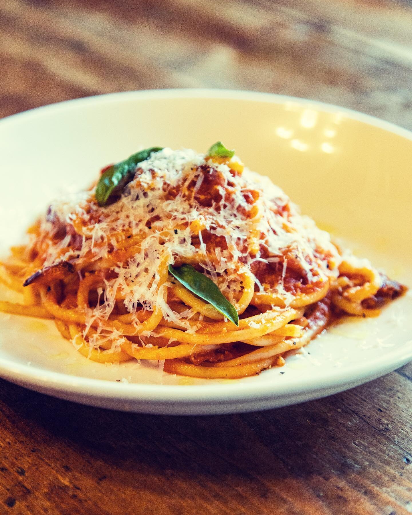 Choose Best Restaurant for Delicious Italian Food