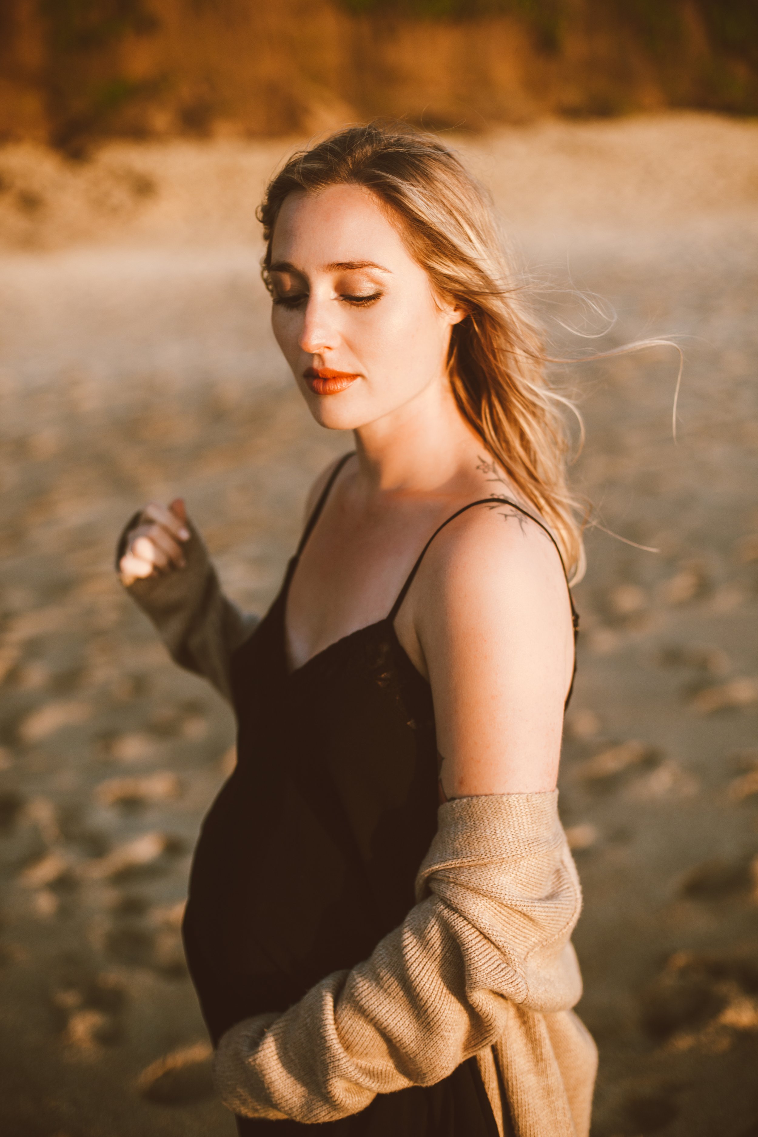 Montara-Beach-Maternity-Jenna-Joey-VP-105.jpg
