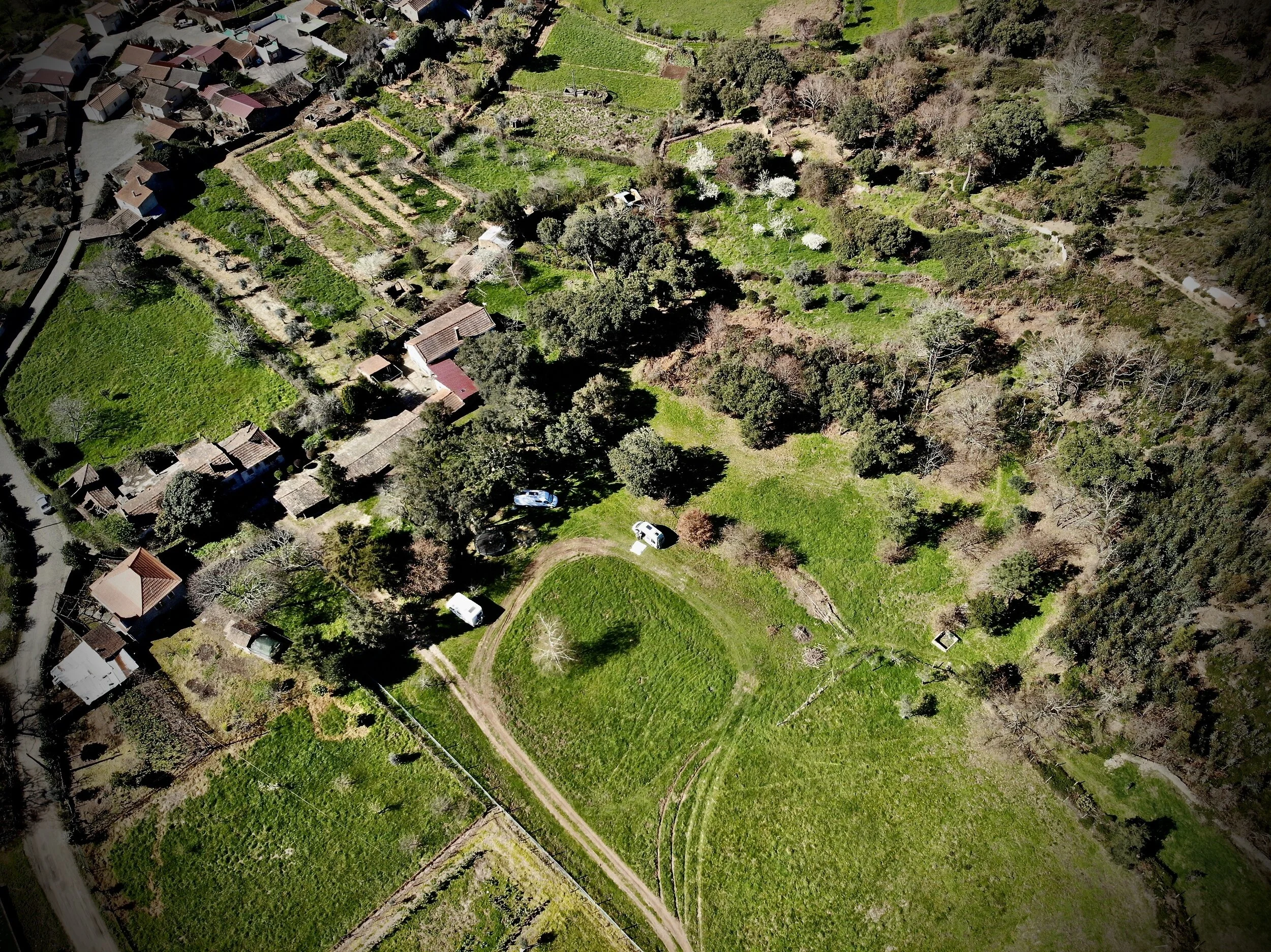 Living The Life Portugal - Stay with us