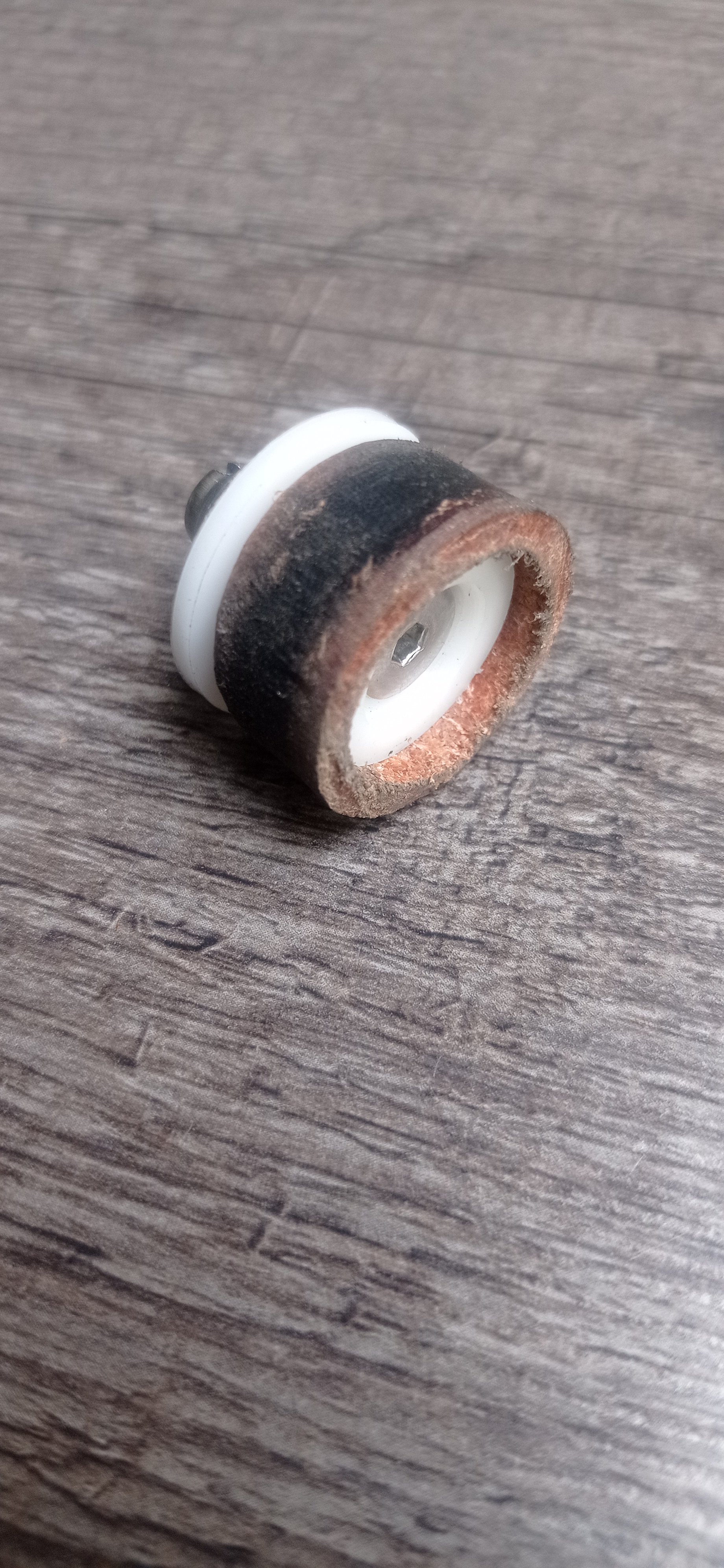Meteor leather piston 2.jpg