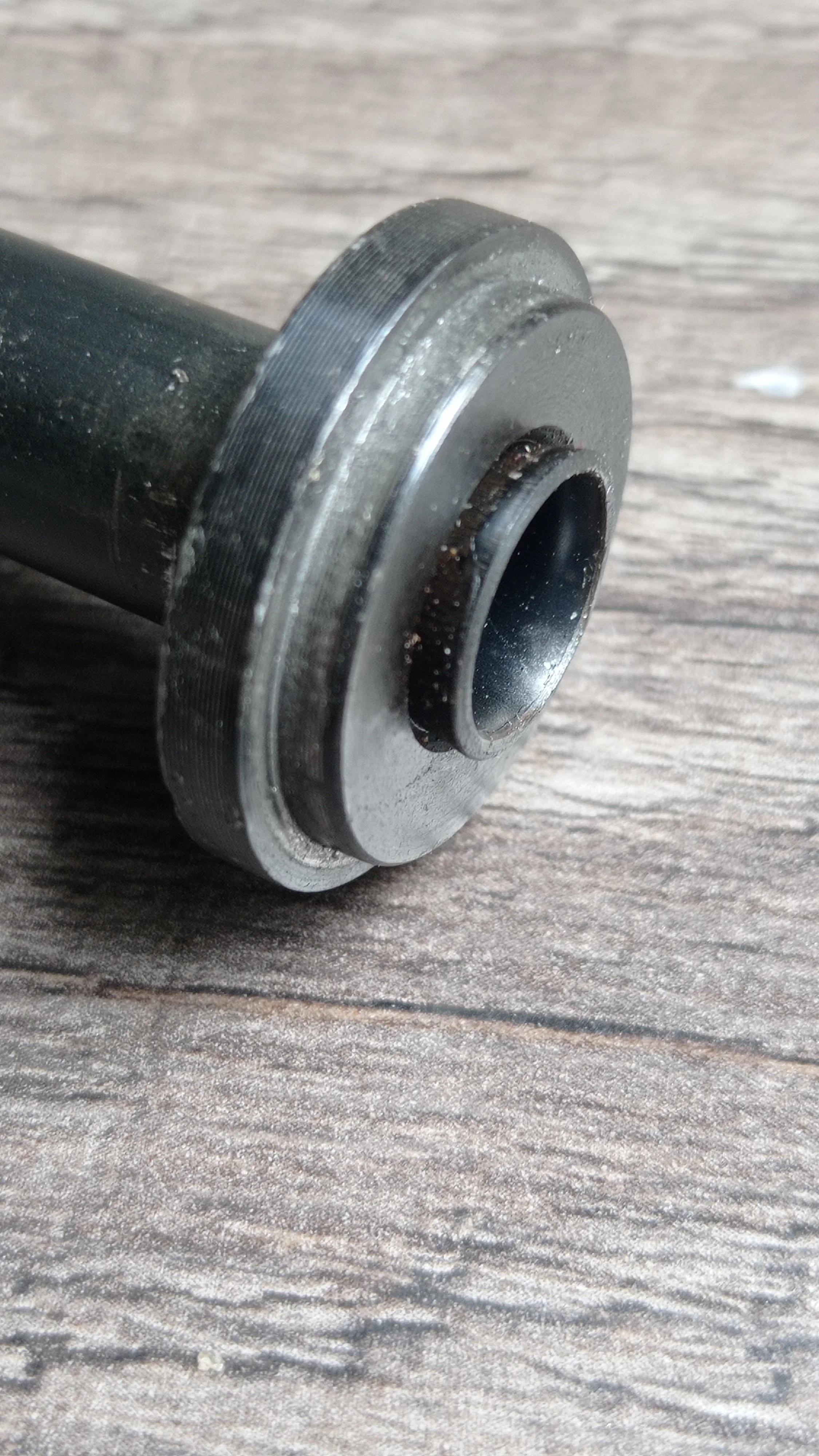 Cometa 300 MKI spring guide.jpg