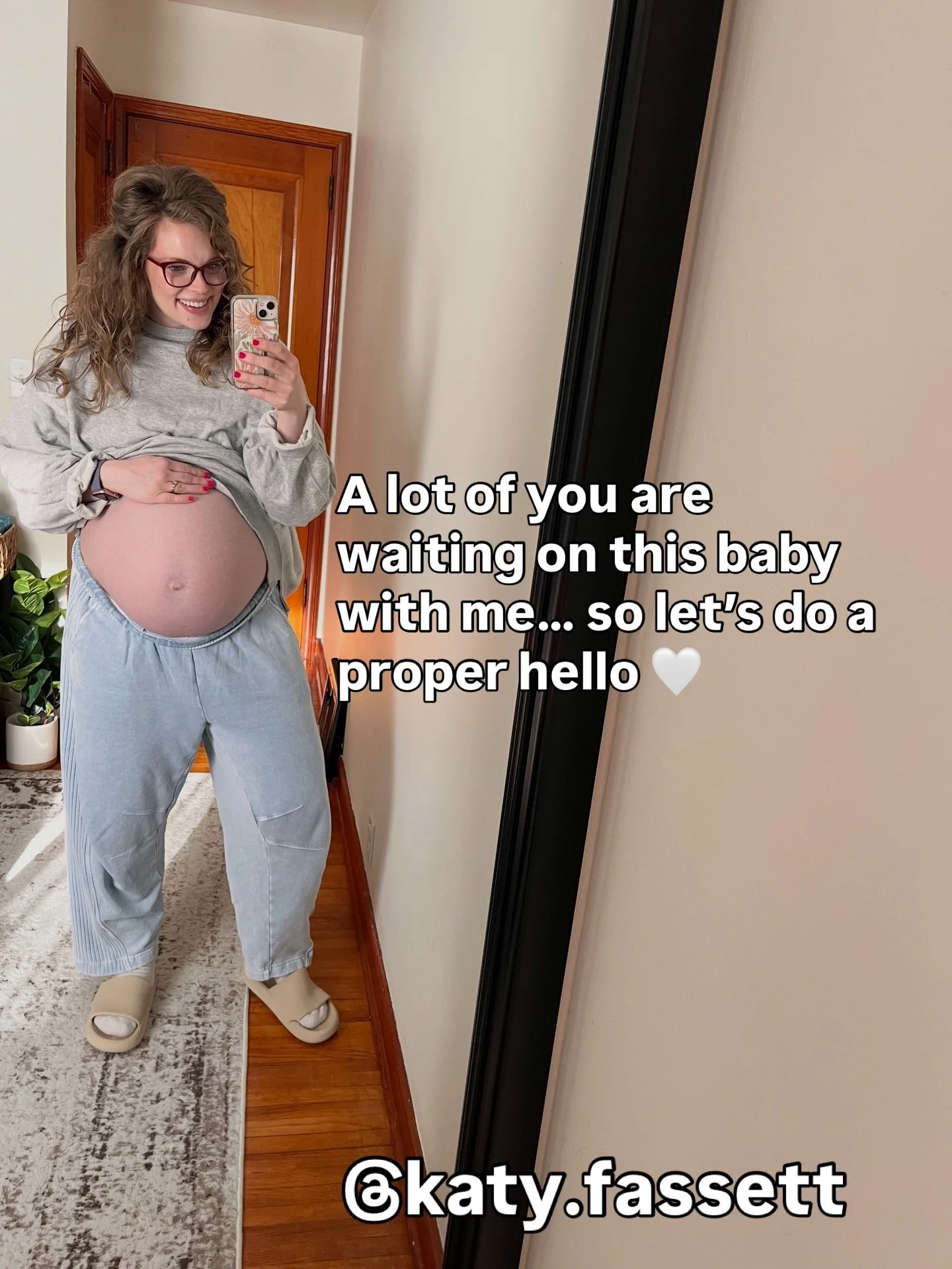 Since I&rsquo;m still very much pregnant 😅 and a lot of you are waiting with me, it felt like the perfect time to say hi (or re-say hi).

Whether you&rsquo;ve been here since way back or just found me through a random reel, welcome 🤍

I&rsquo;m so 