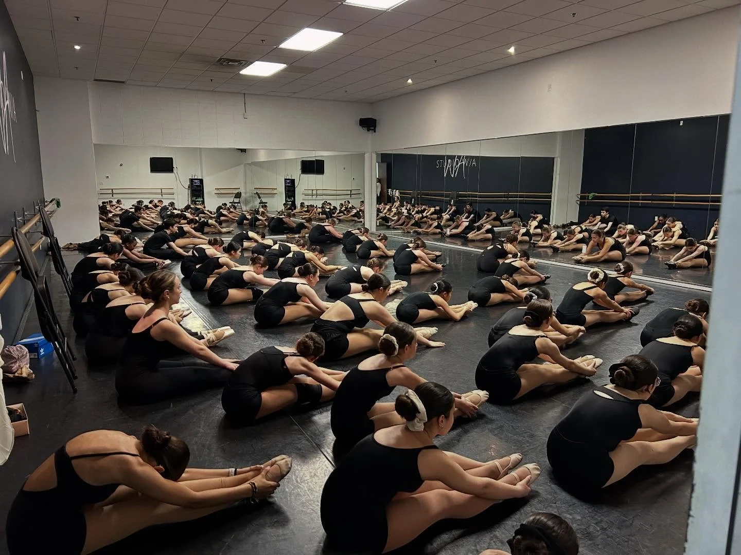 Saying bye to 2025🙌🏻 you were great to us🤍