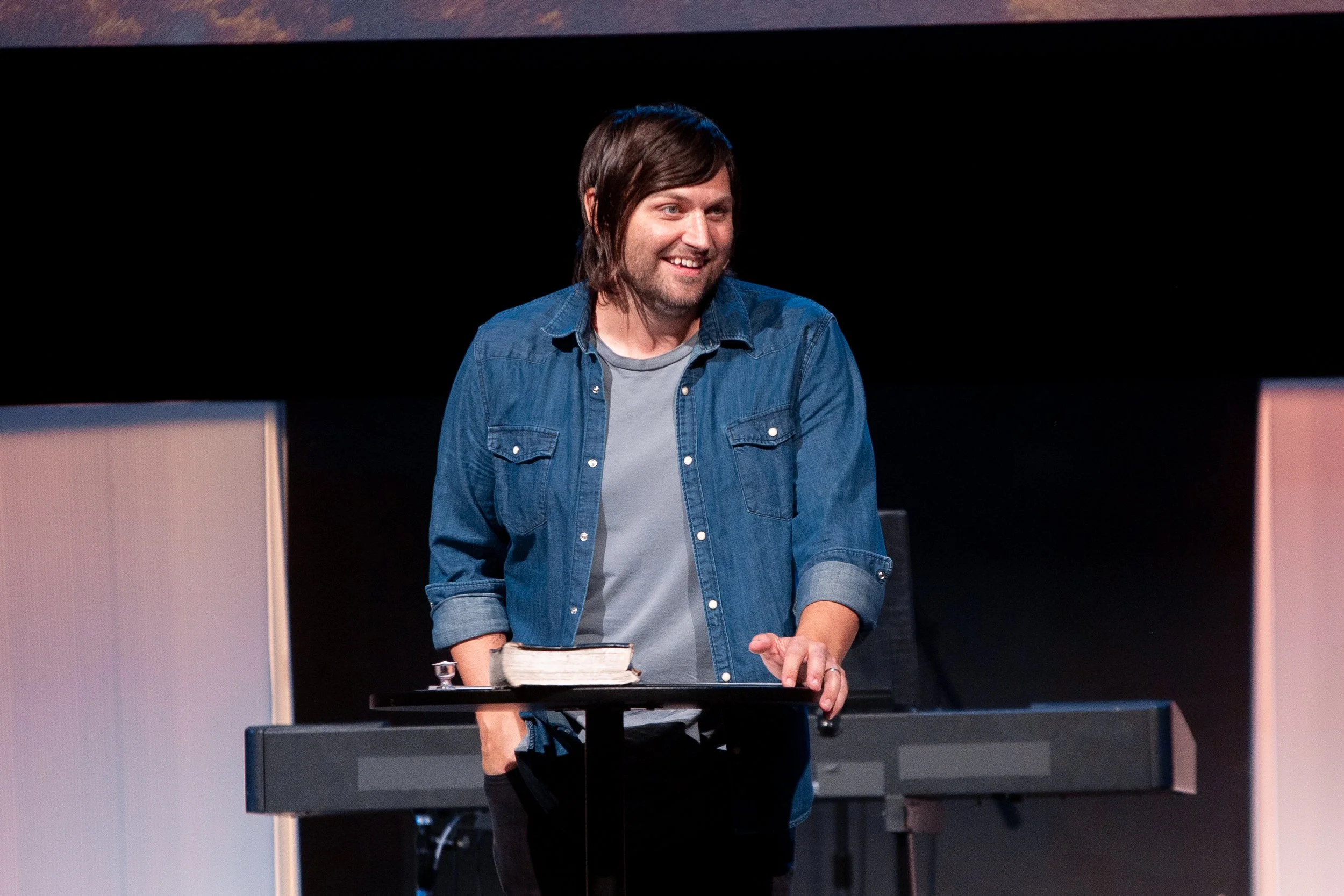 Monticello Christian Church - weekend service