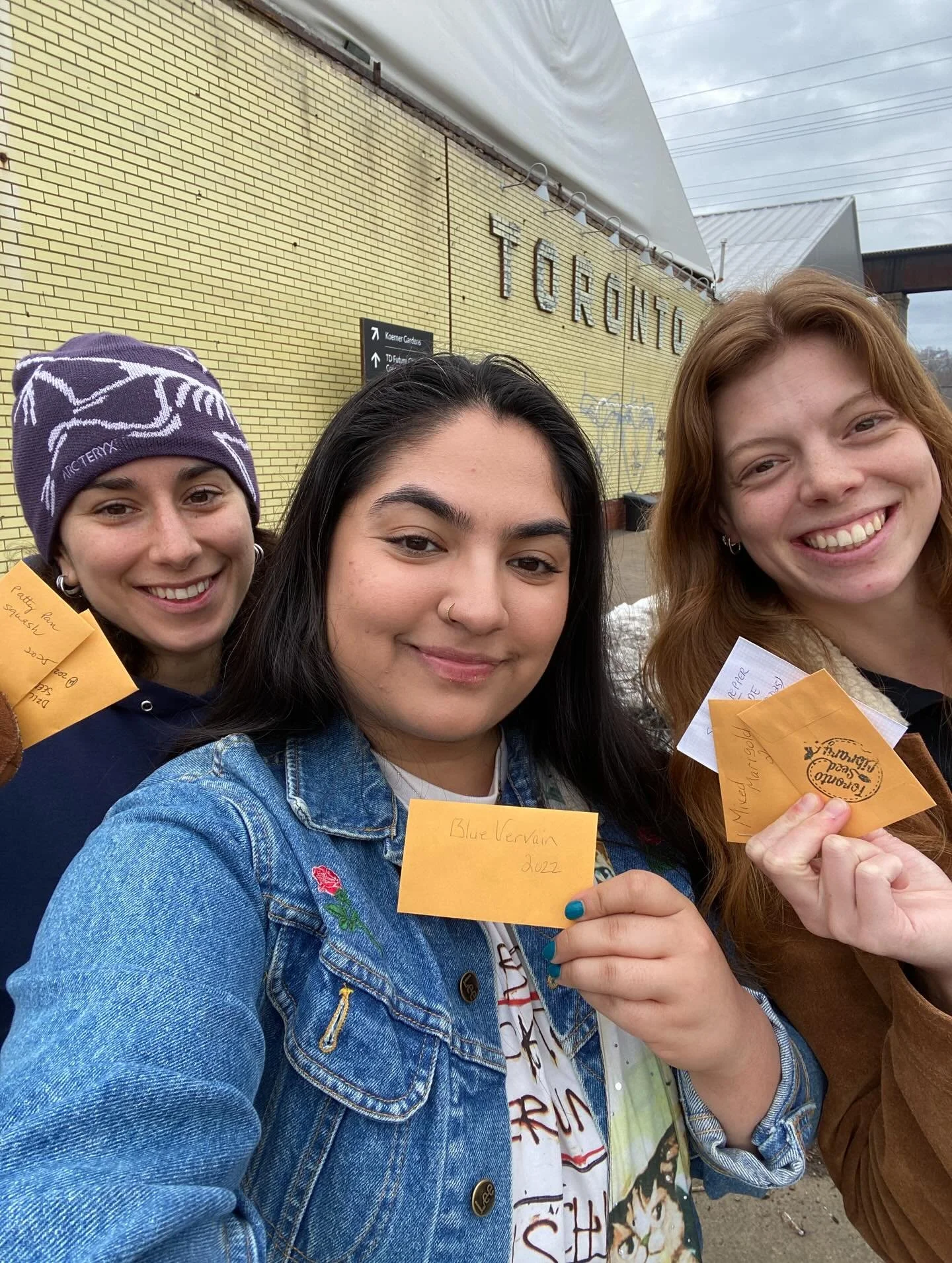 Last week, some of our Toronto team members attended Seedy Saturday at @evergreen_brick_works where we got free seeds and had amazing conversations with local sustainability and food organizations 💚

The garden season is fast approaching and seed sw