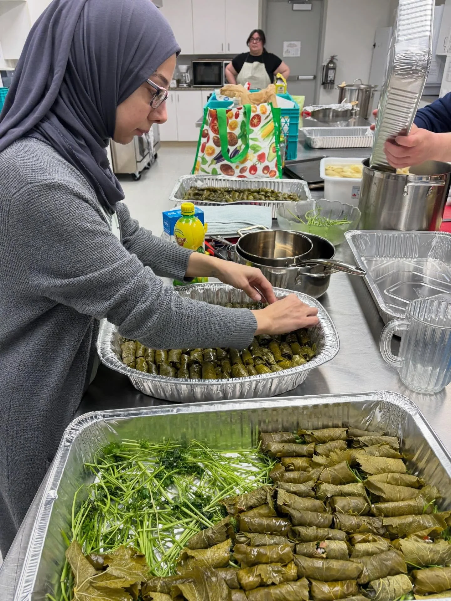 Moments from our Lebanese Community Cooks class this past weekend! 

We were introduced to delicious Lebanese delights, including Tabouleh (bulgar wheat salad), Kofta stew, and Wanak Enab (rolled and stuffed grape leaves). It was so much fun seeing a