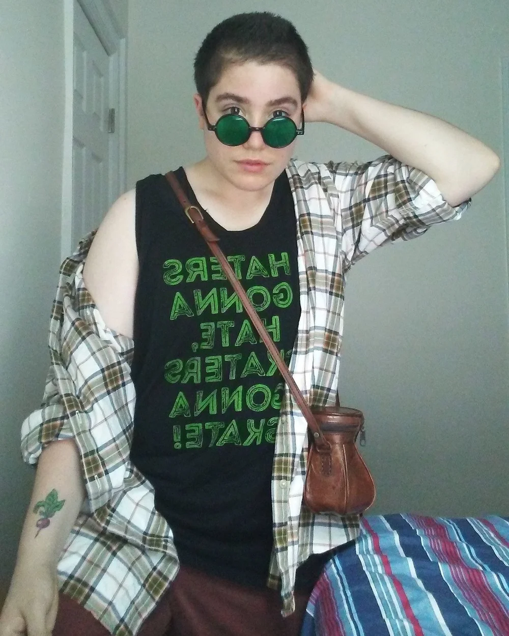 Qweary "How to dress bisexual and proud?" — Qwear Fashion