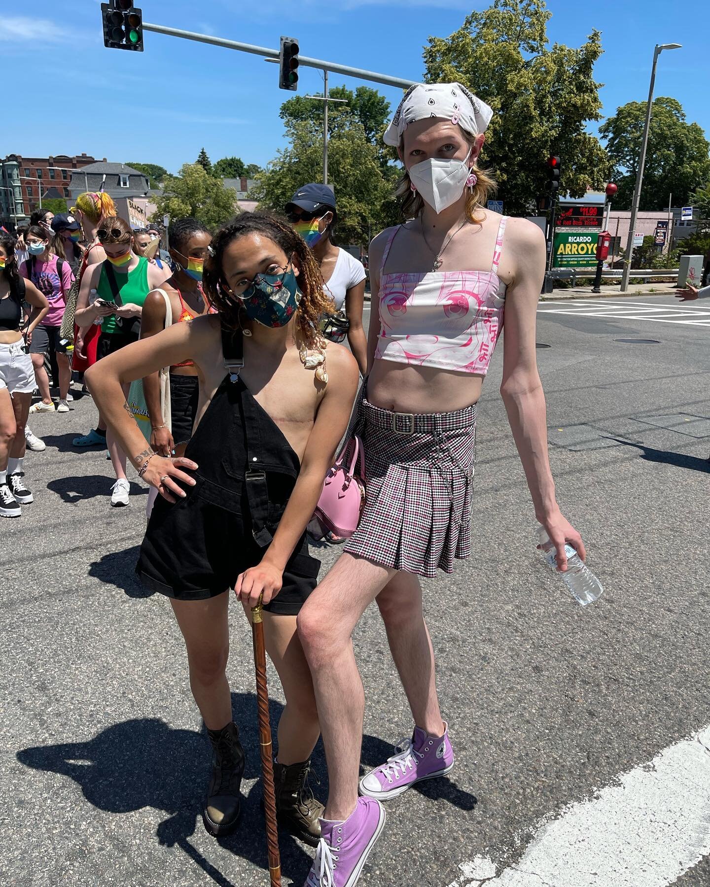 Today&rsquo;s @transresistancema March and Festival was as warm and welcoming as it was fashionable! See more looks at link in bio.

📸 @sonnyoram 

#trans #transresistance #pride #transpride #transfashion #queerfashion #qwear