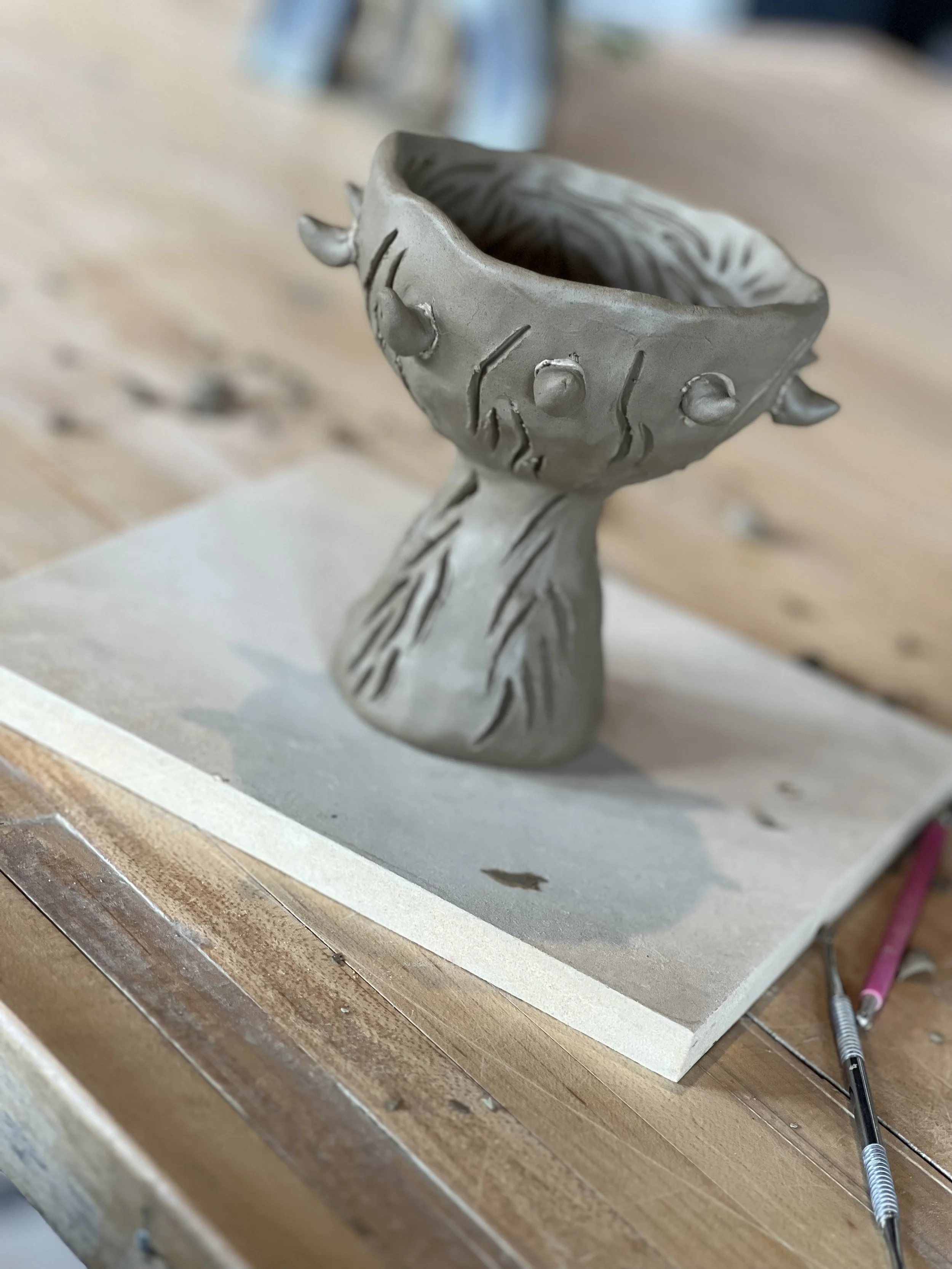 Chalice Pinch Pot DAME ERRANT