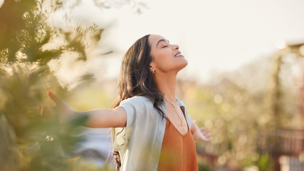 Gratitude Without Guilt: A Holiday Survival Guide &Raquo; Sapna+Haque+Thumbnails+%282%29