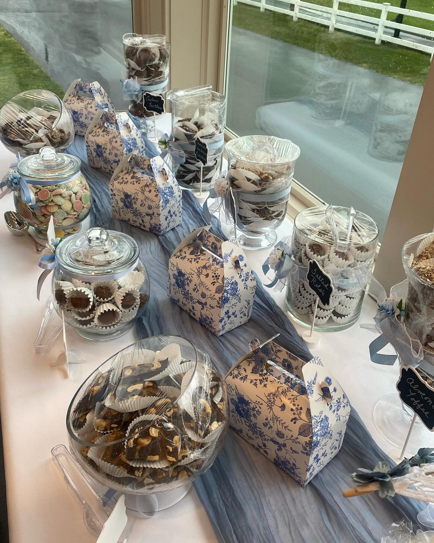 Had so much fun yesterday at my cousin @michelastone wedding shower. Her mother and my incredibly talented cousin, Antonia made all of these delicious candies and cookies. So nice to be surrounded by so many amazing women and to celebrate Michela and