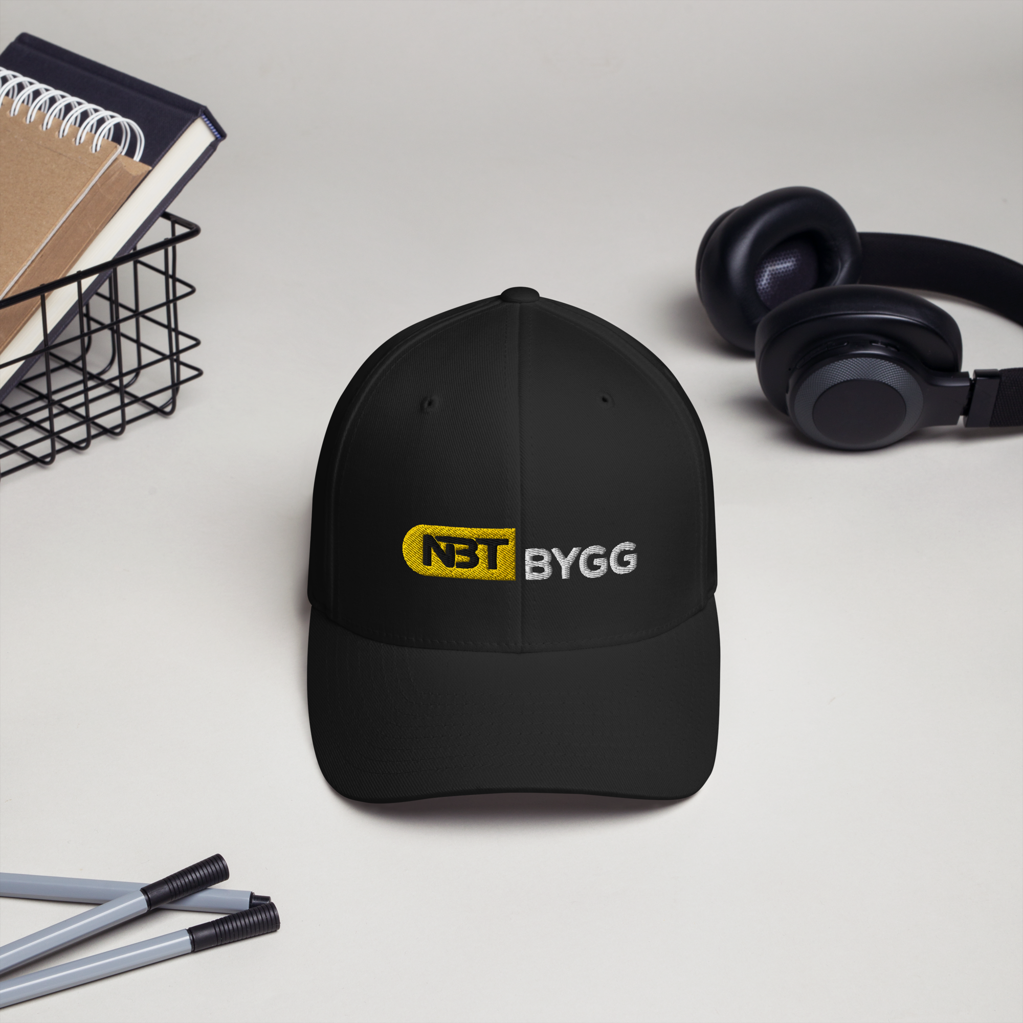 closed-back-structured-cap-black-front-63d92fdc3e117.png