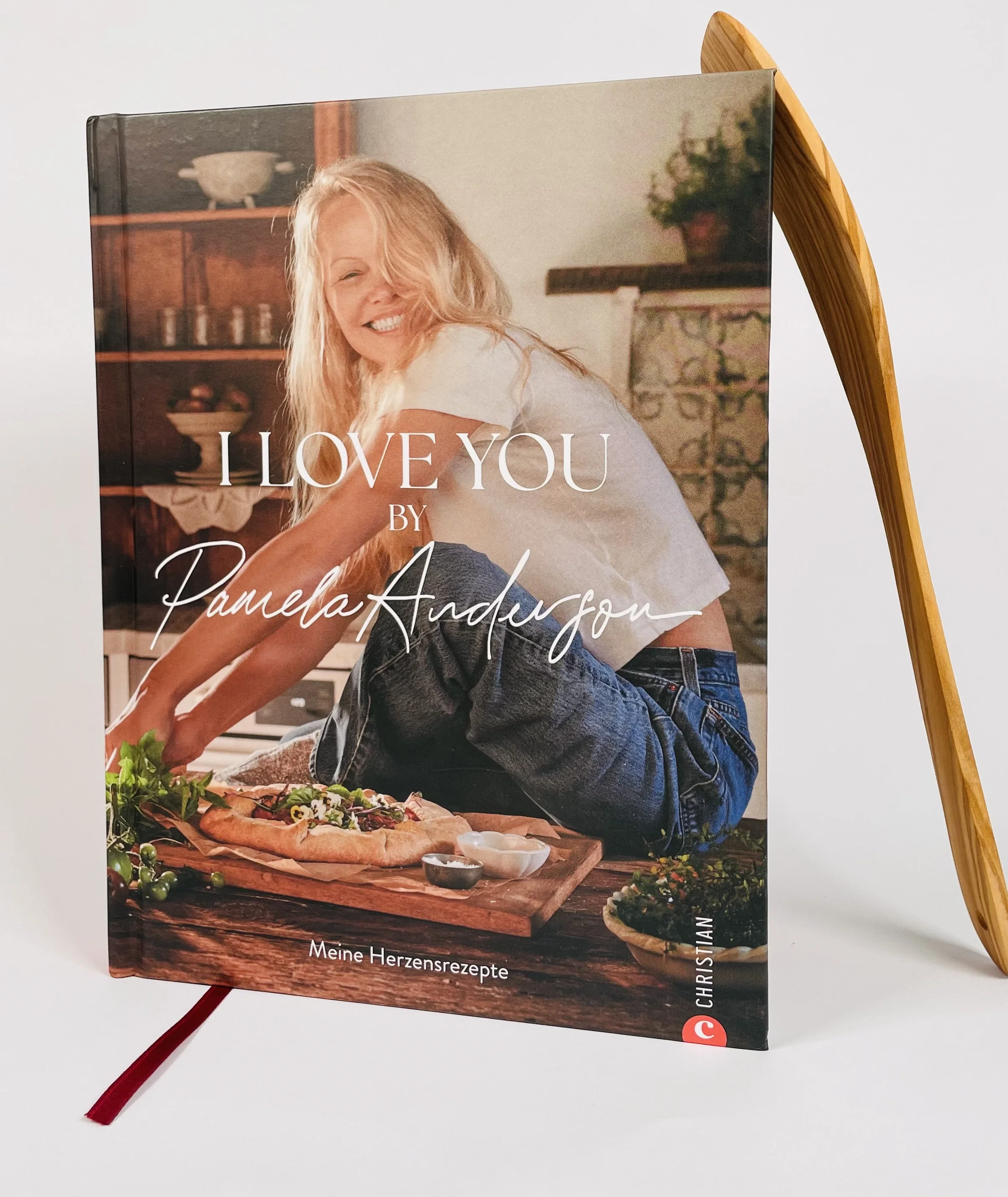 I love you – by Pamela Anderson I Und: I love you, Pamela Anderson!