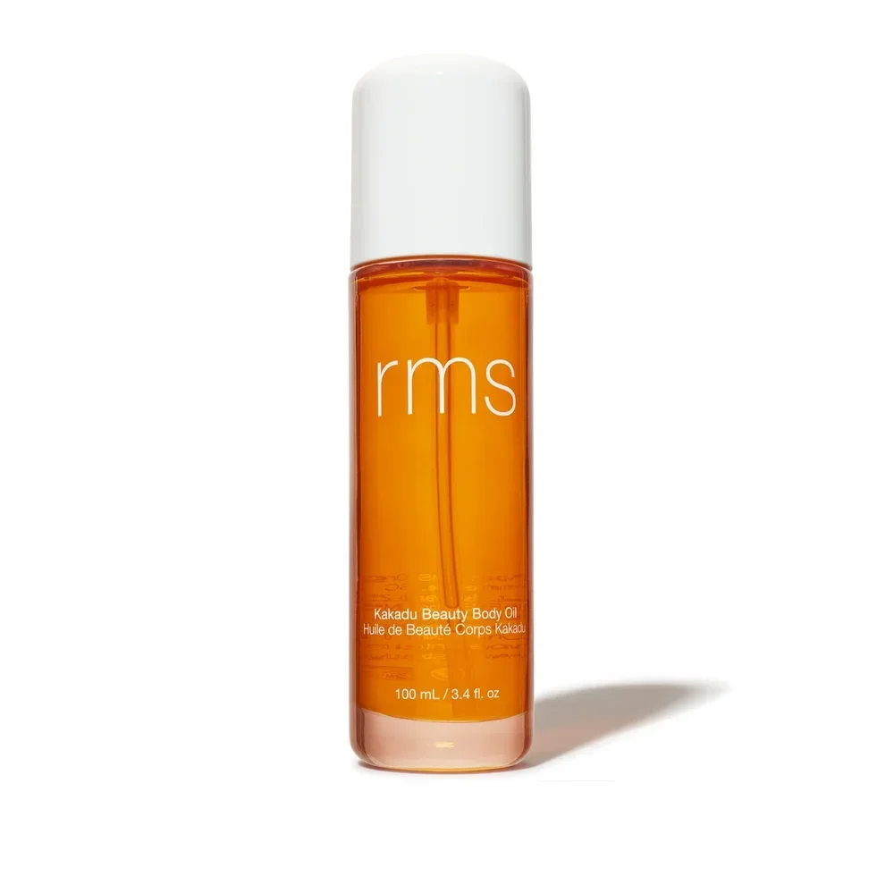 Das orangefarbene RMS Beauty Kakadu Body Oil  ist hier zu sehen