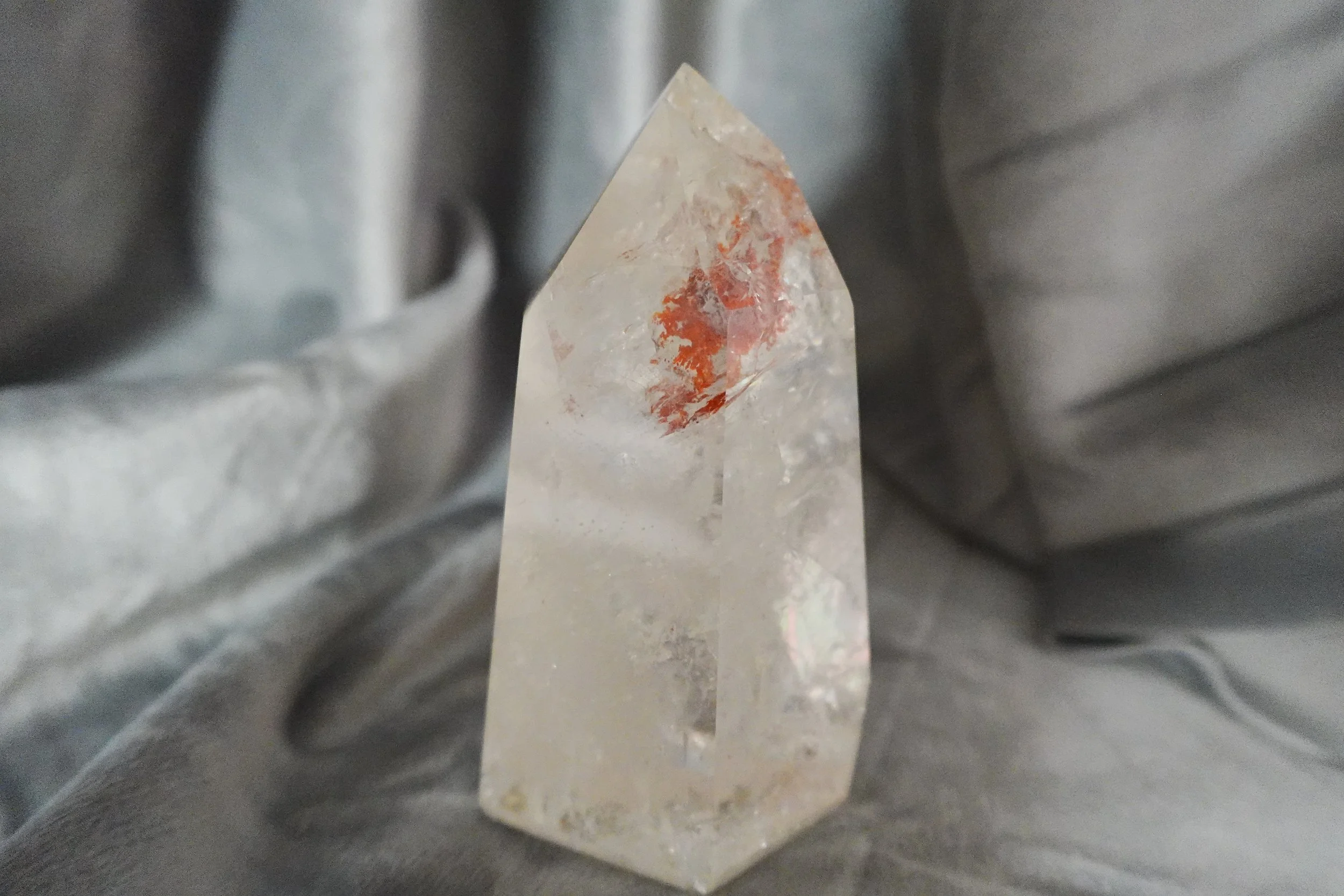 白水晶&赤鐵礦共生(TWD$1700)