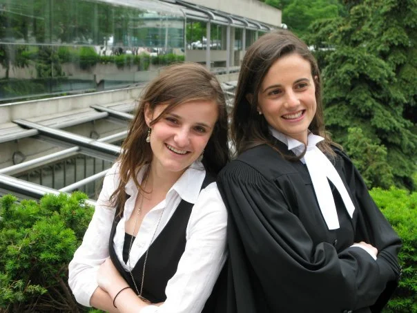 Faren and her sister on her Call Day