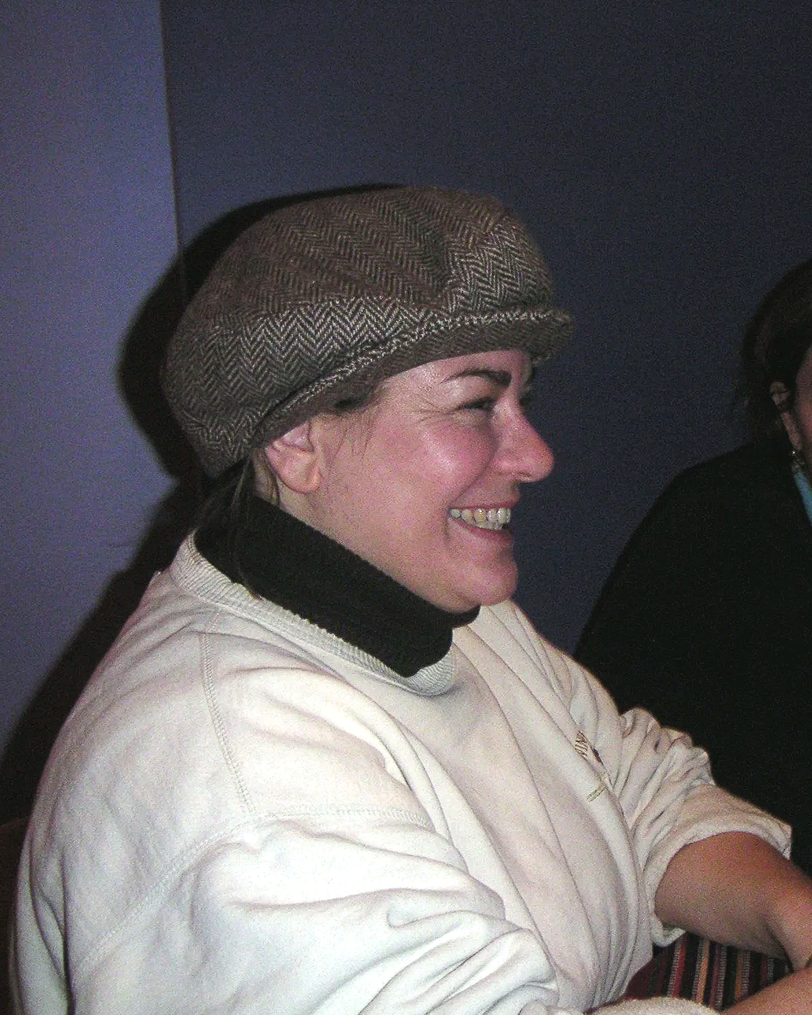 Liz rocks a hat