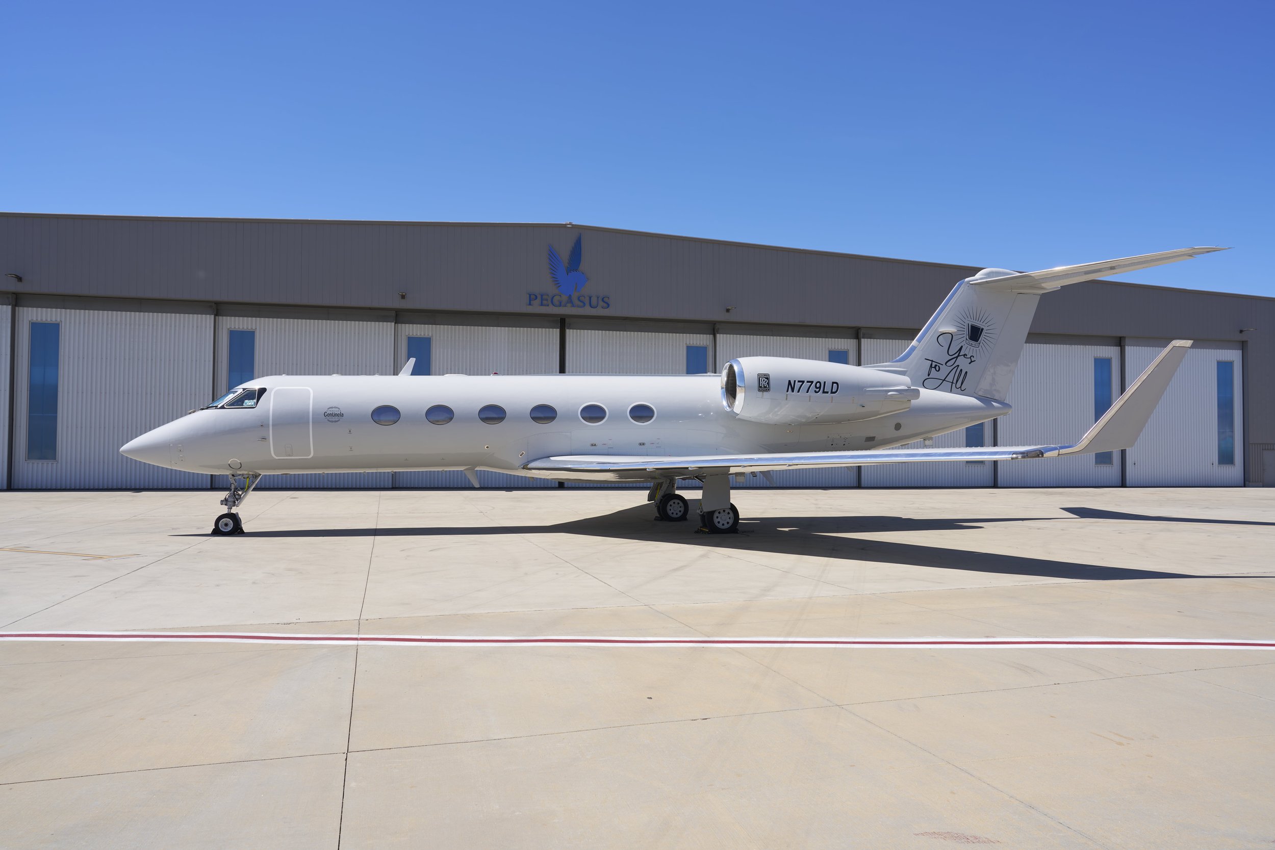 Gulfstream IV-SP - N779LD