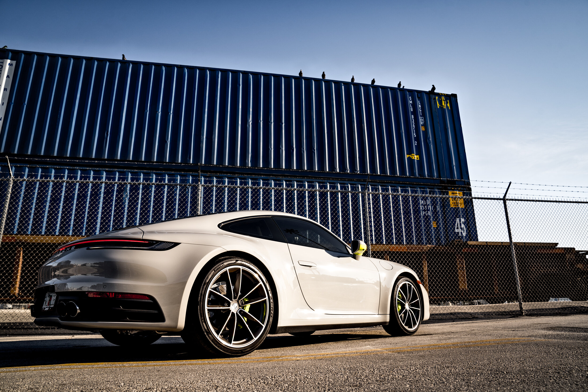 Porsche911-002.jpg
