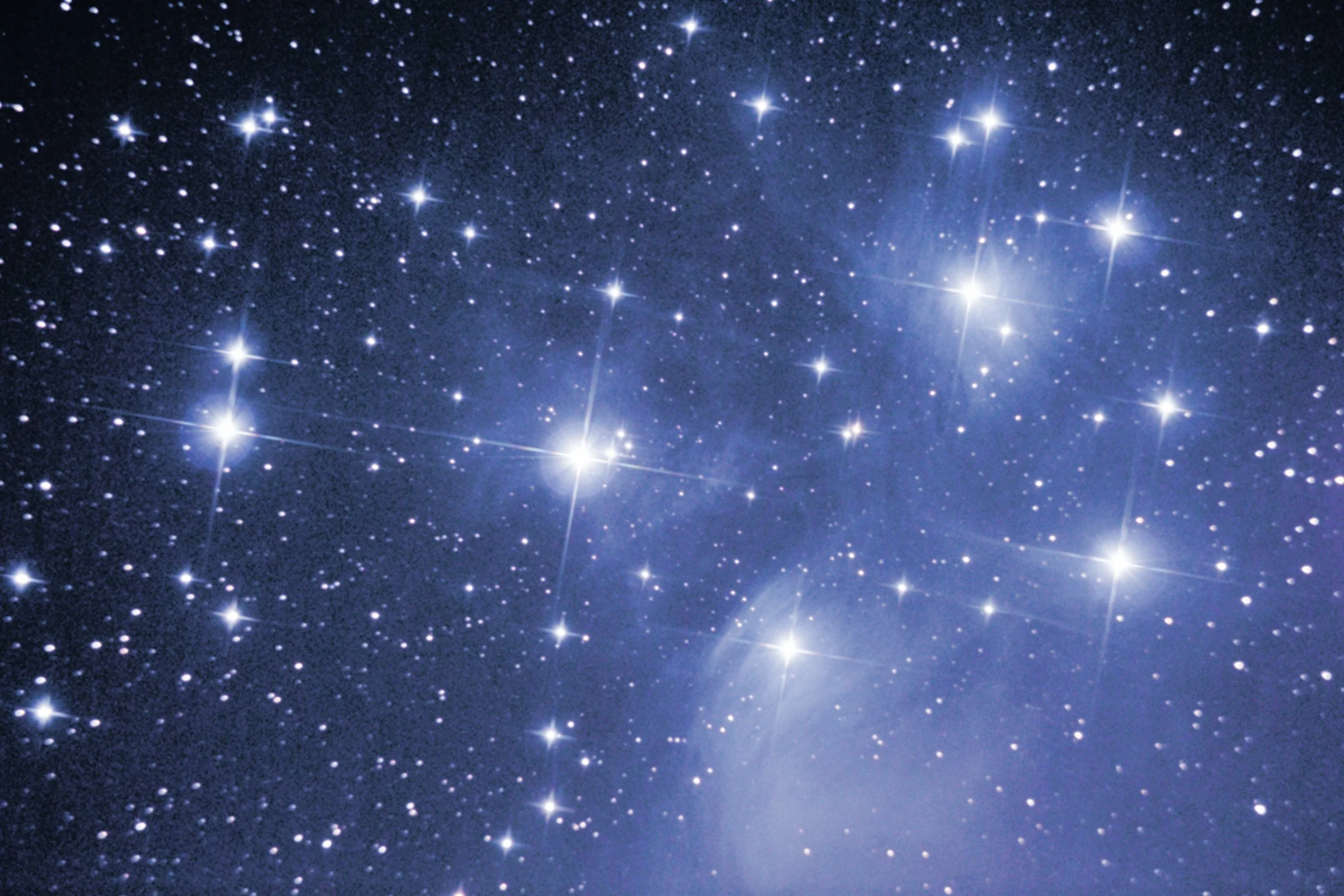 M 45 Pleiades_enhanced_crop_scale-2400x1600.jpg