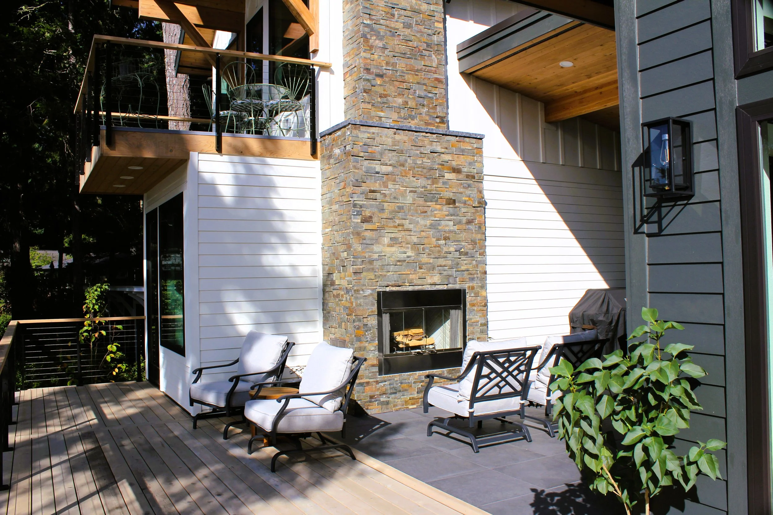 Exterior 12 Deck.JPG