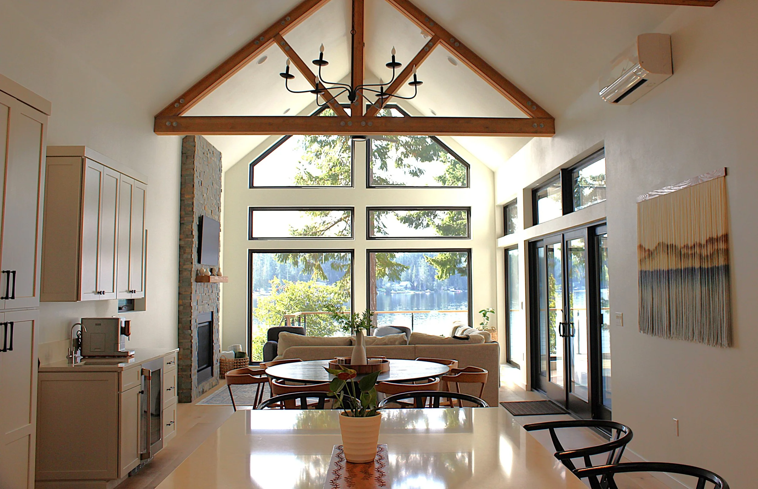 Interior 5 kitchen.JPG