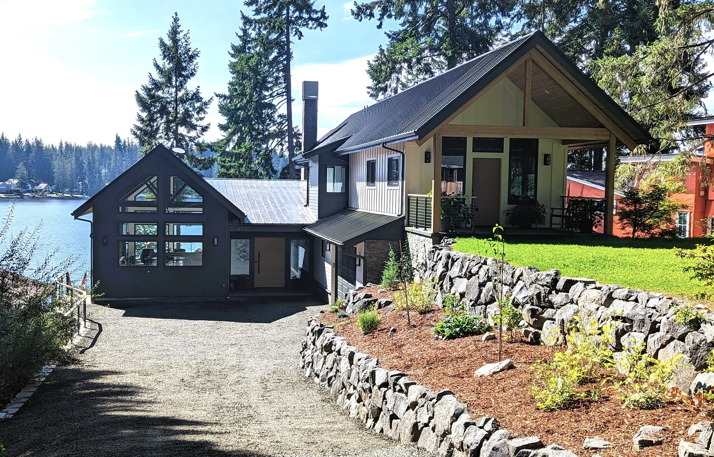 Exterior 3 Driveway.jpg