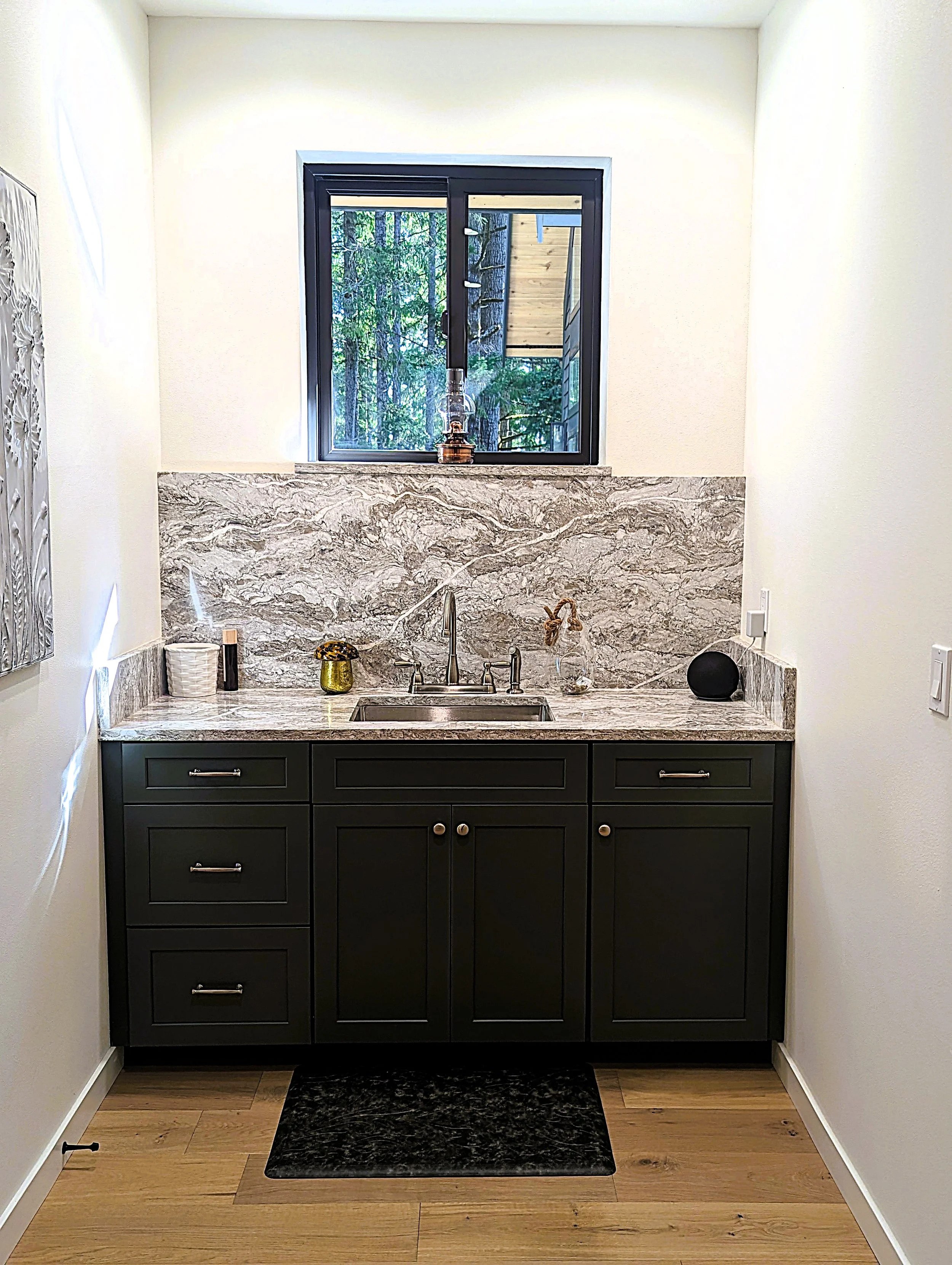 Interior 10 Powder Room.jpg