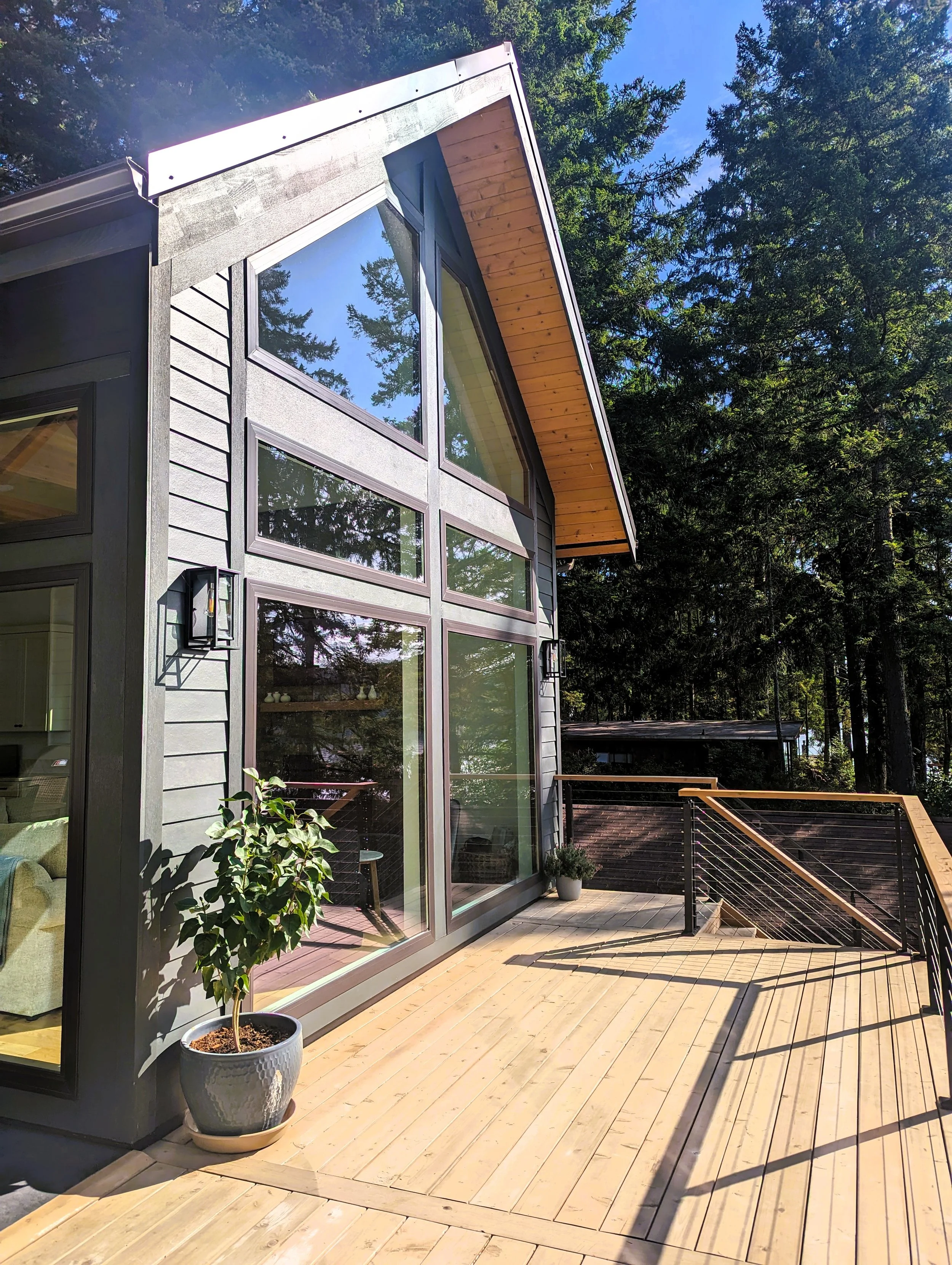 Exterior 17 Deck.jpg