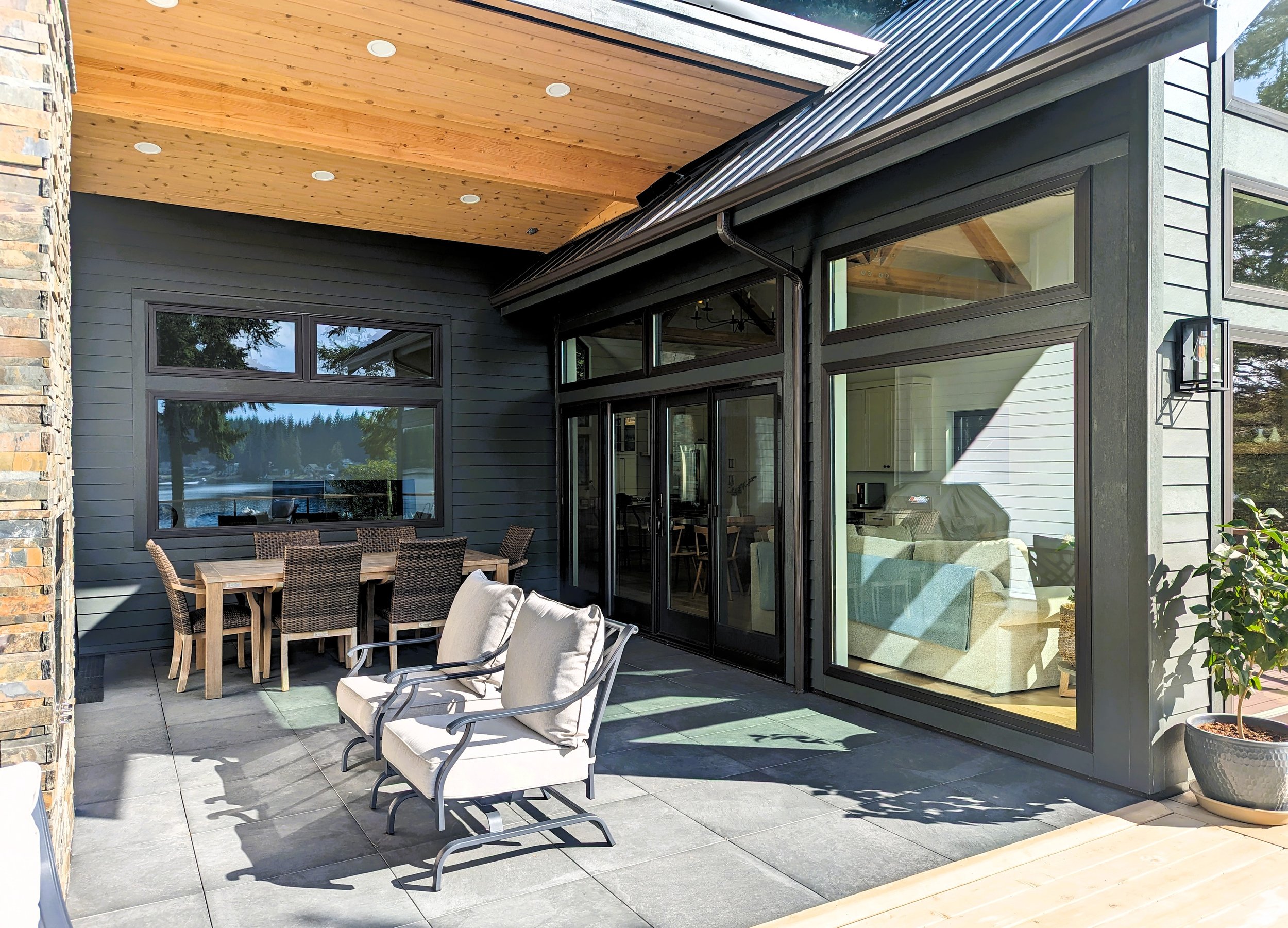 Exterior 16 Deck.jpg