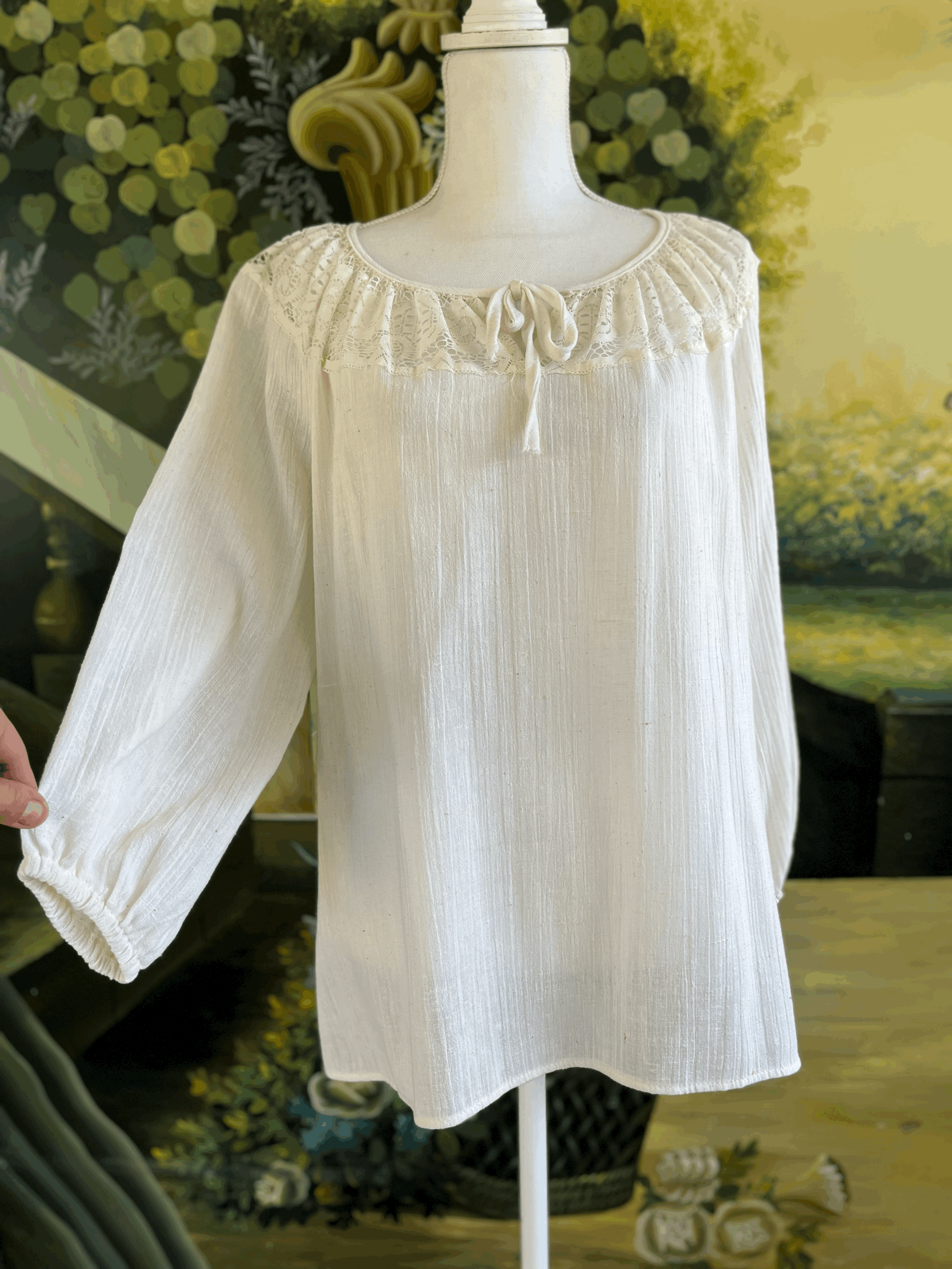 PERFECT Lady Winn Peasant blouse!!