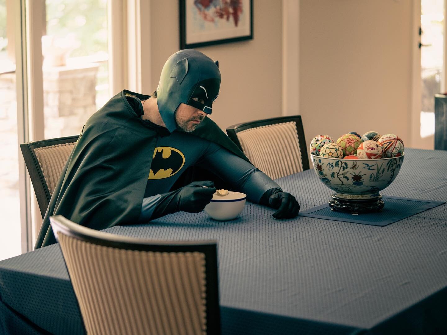 Batman at breakfast.🦇🍳🥓🧇🫐🍌🦇

Most important meal, chums. Please share if you support this pro-breakfast post.

#photography #portraitphotography #portrait #stilllife #batman ##photoshoot #photooftheday #photographer #photograph #photoeveryday 