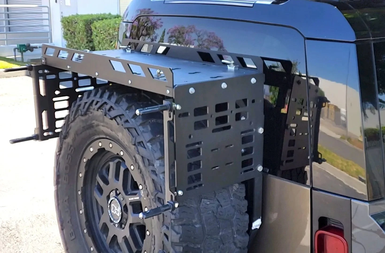 TAILGATE-RACK-.jpg