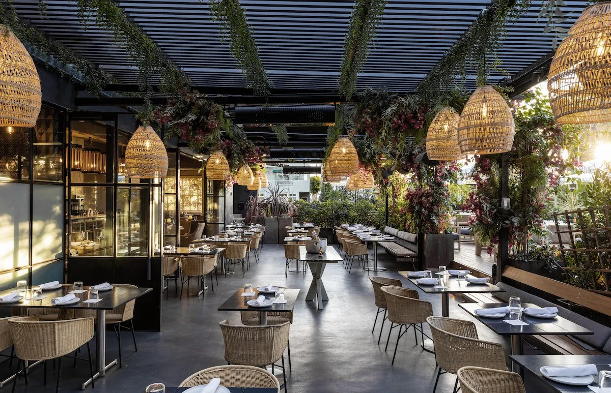 600 Venice - Patio.jpg