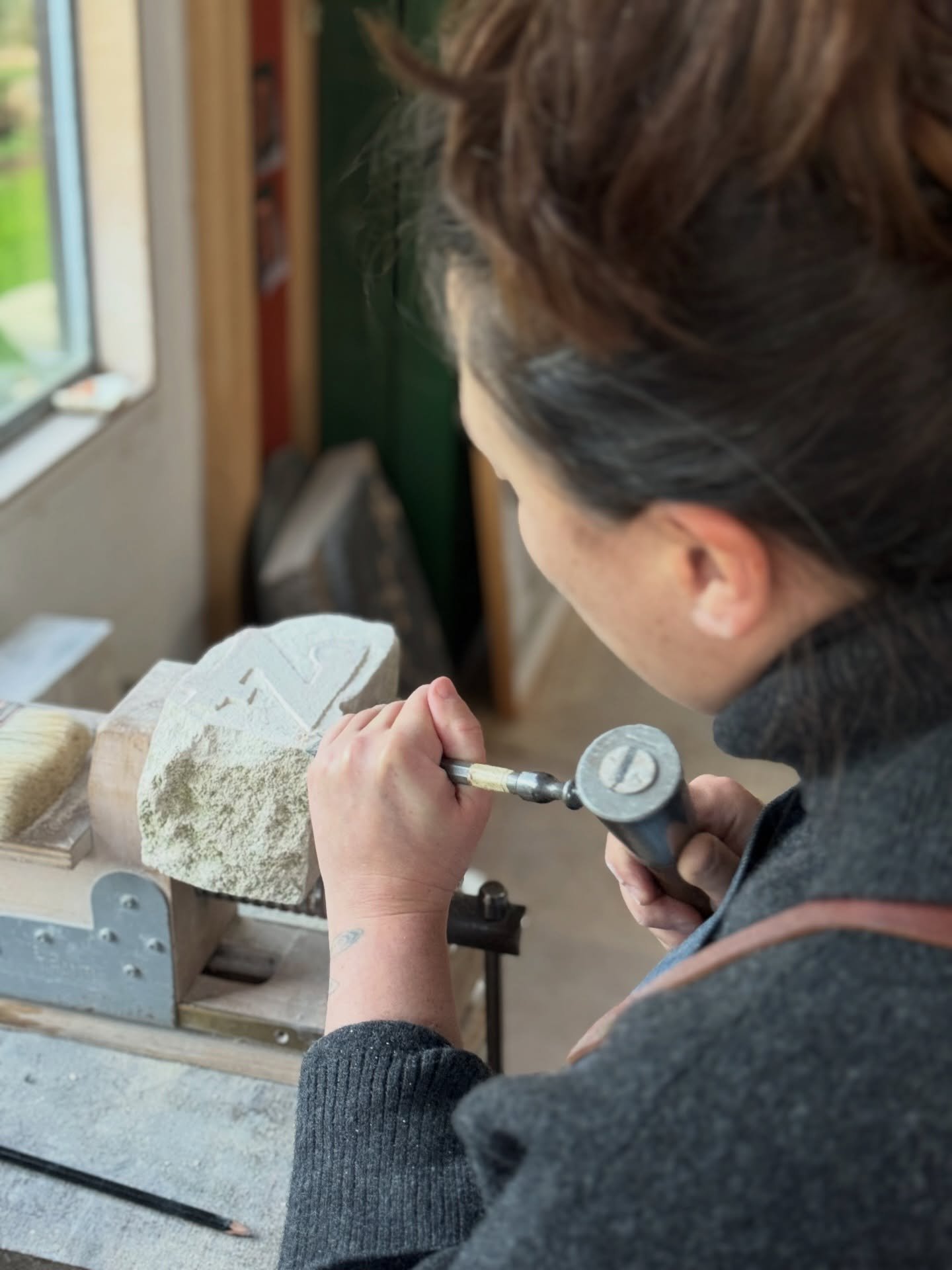 STONE CARVING

I&rsquo;ve been quiet over here on Instagram of late but away from social media I have been busy turning my hand to stone carving, under the expert eye of stone carving goddess @thestonecarver and I&rsquo;m so excited  to now share my 