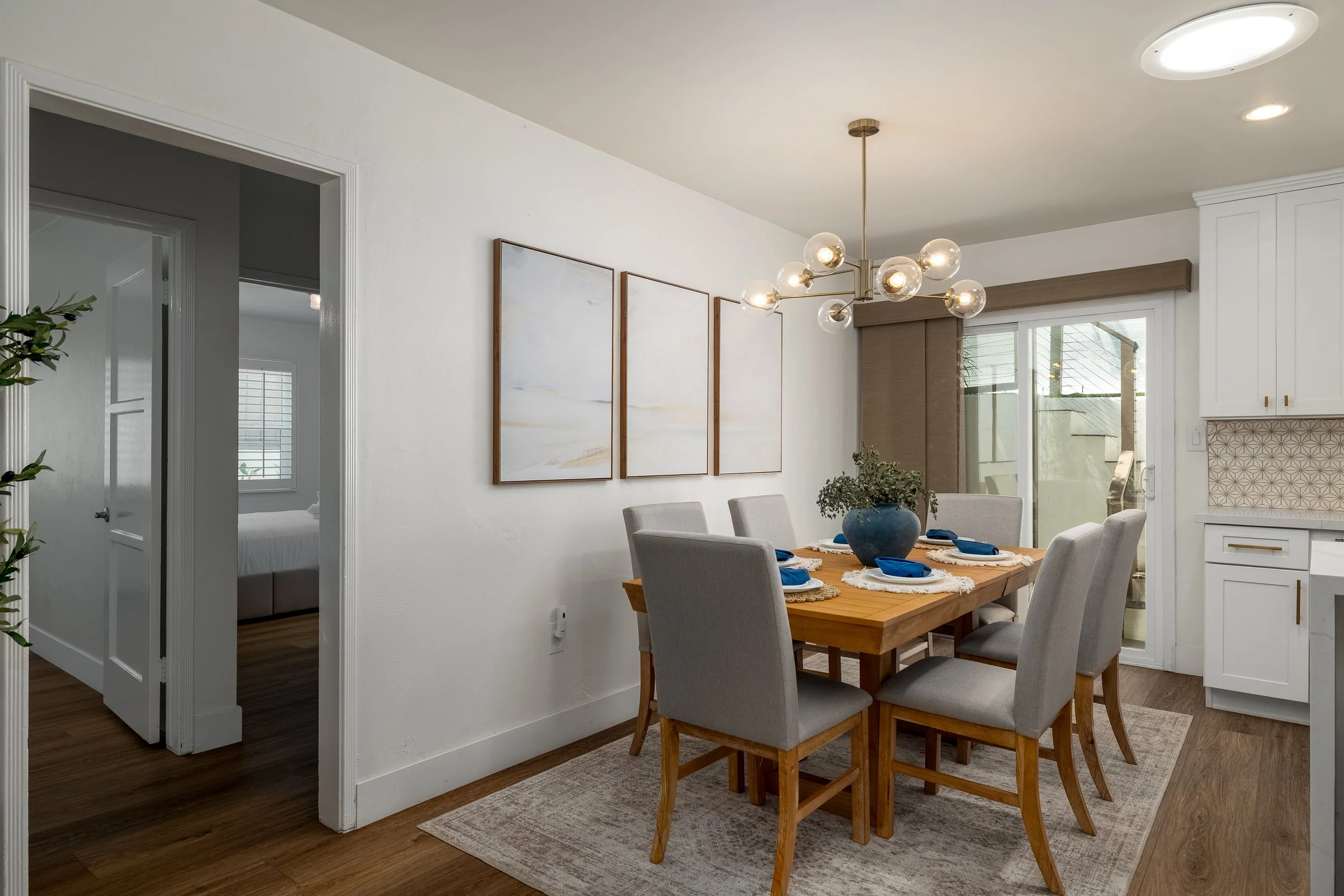 3325 Cañon St-26.jpg