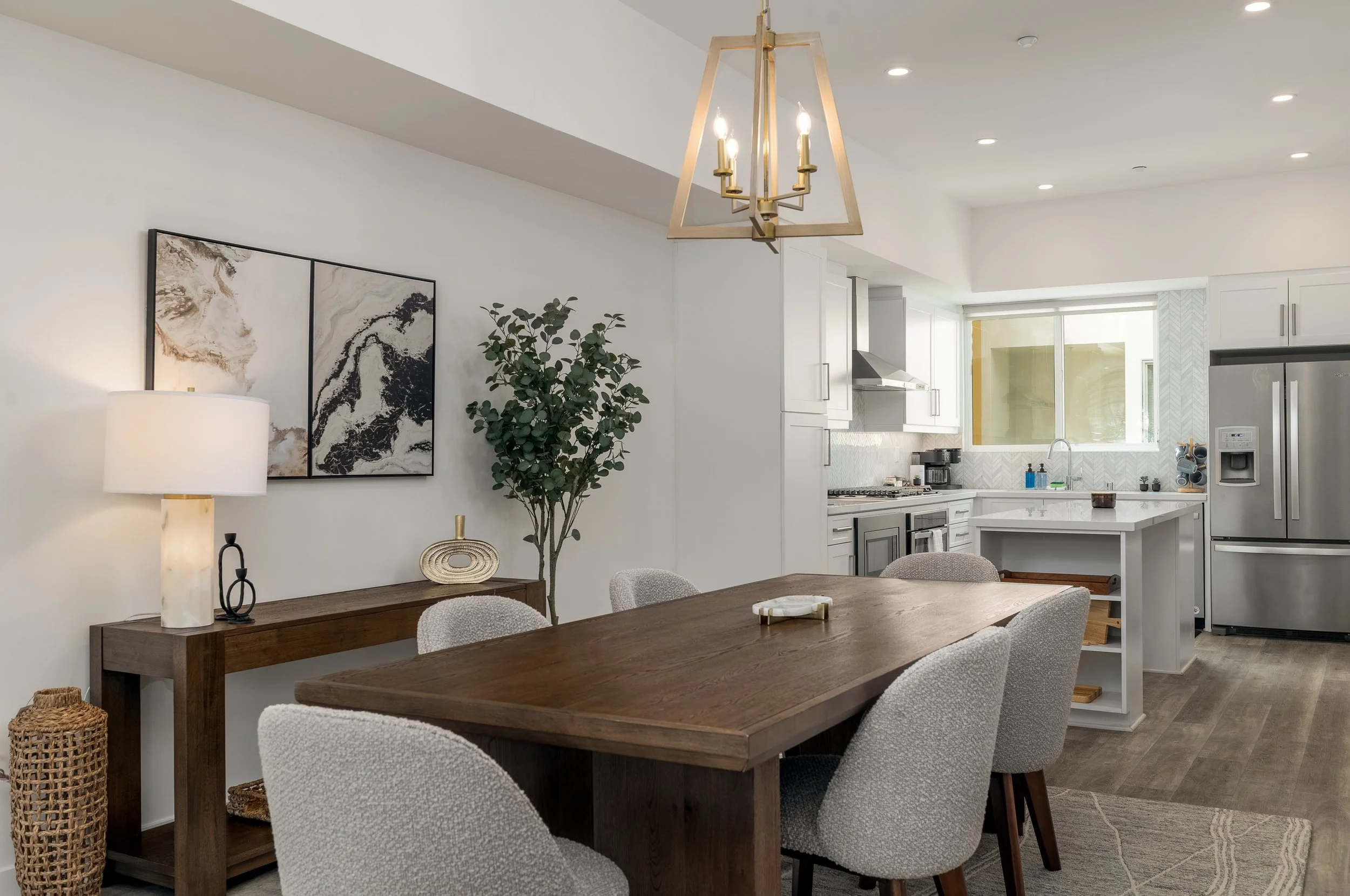 2060 6th Ave-8.jpg