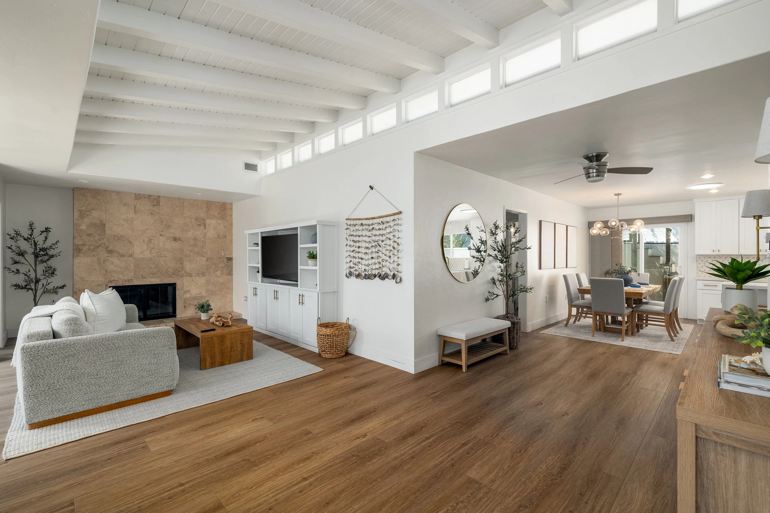 3325 Cañon St-11.jpg