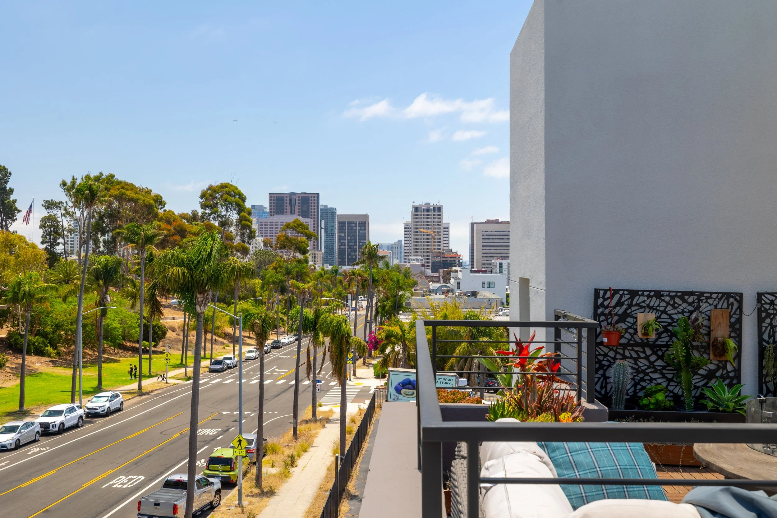 2060 6th Ave-44.jpg