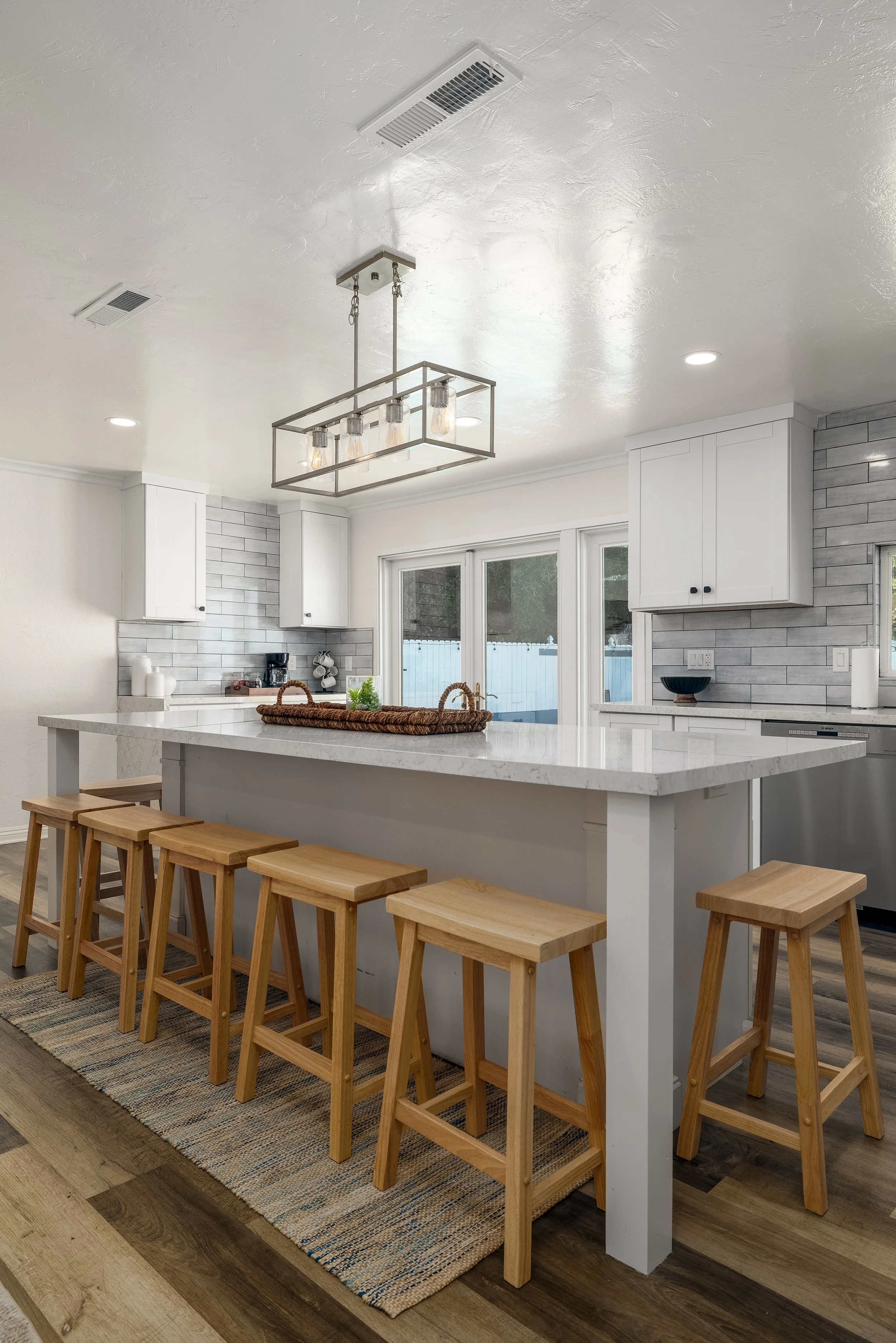 4880 Kane St-13.jpg