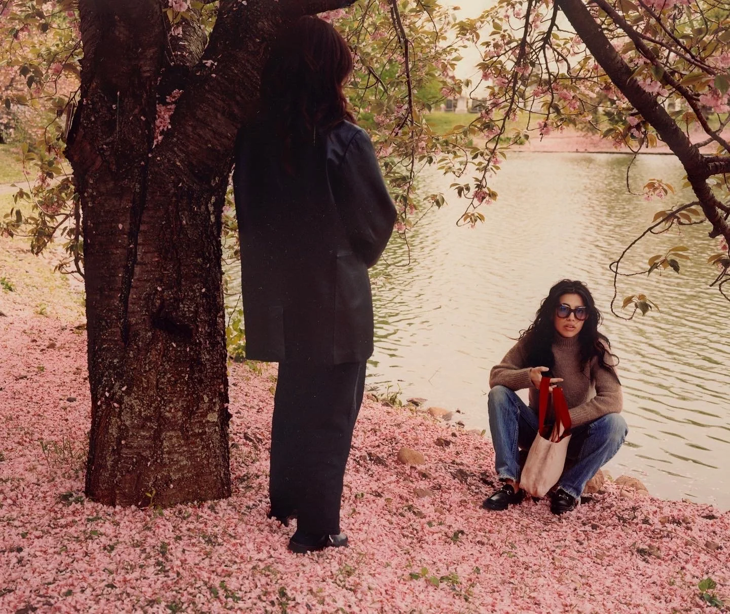 sisters visit dad.JPG