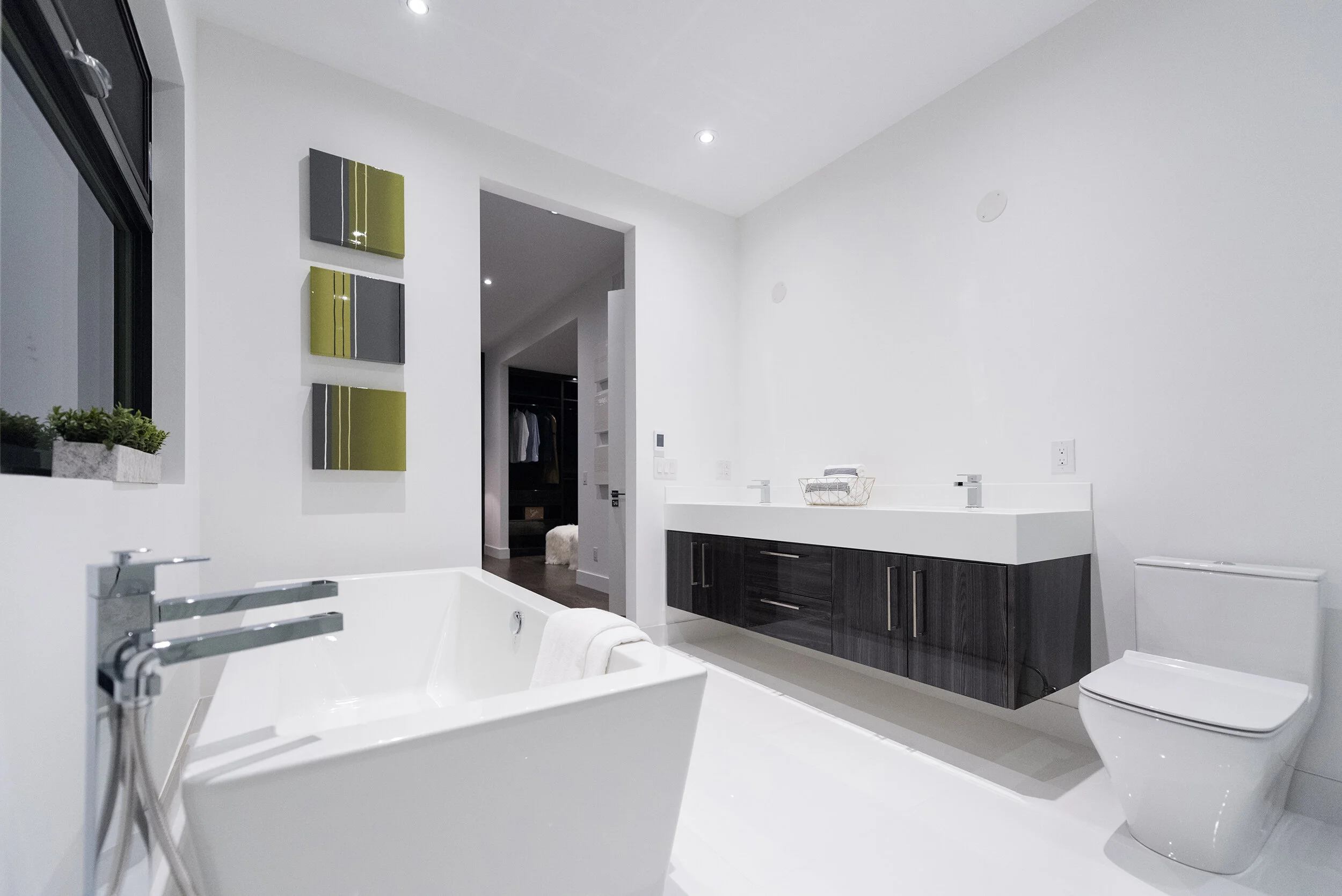 18 Fox Point Interior (20 of 35).jpg