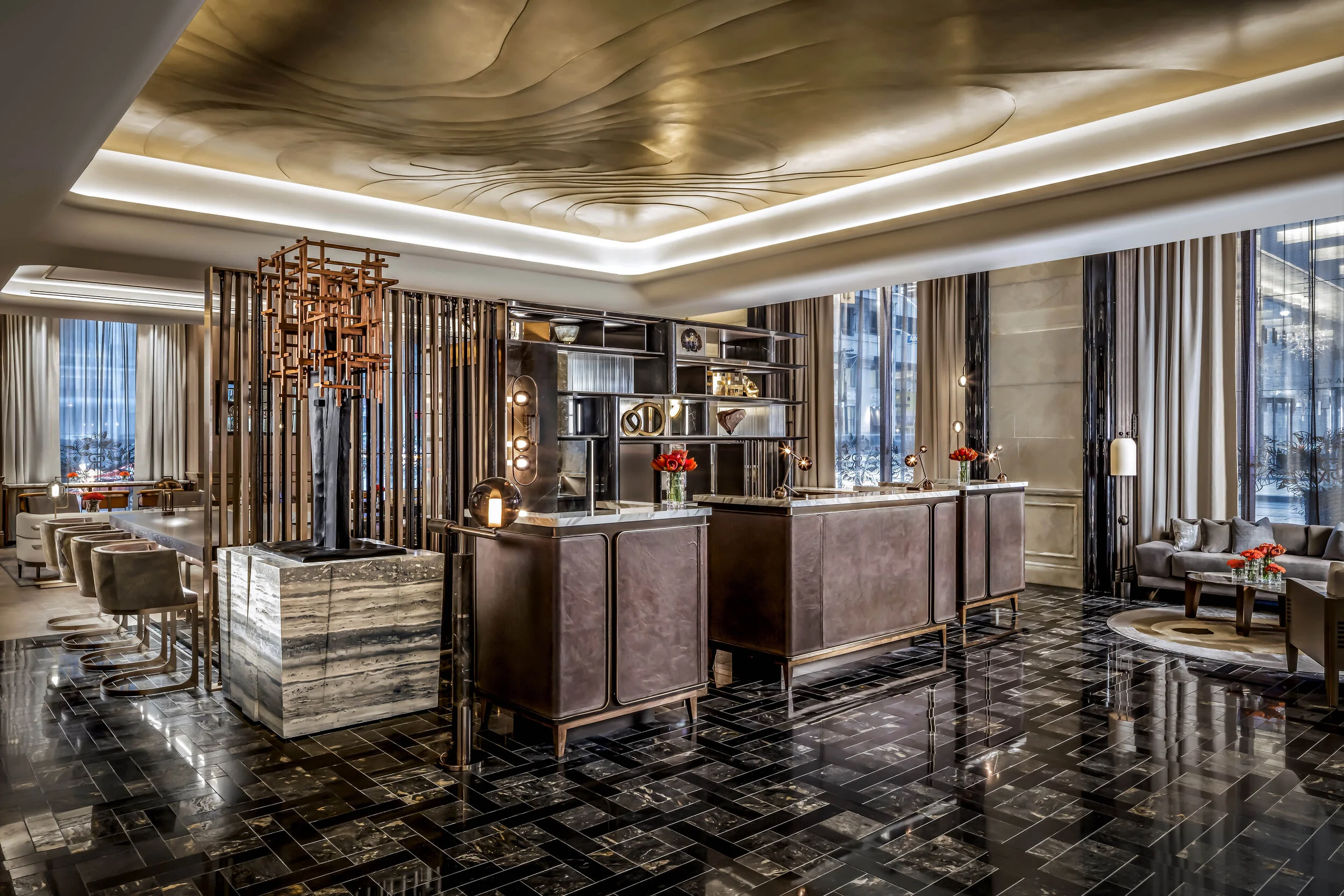 yyzxr-lobby-3139-hor-clsc.jpg