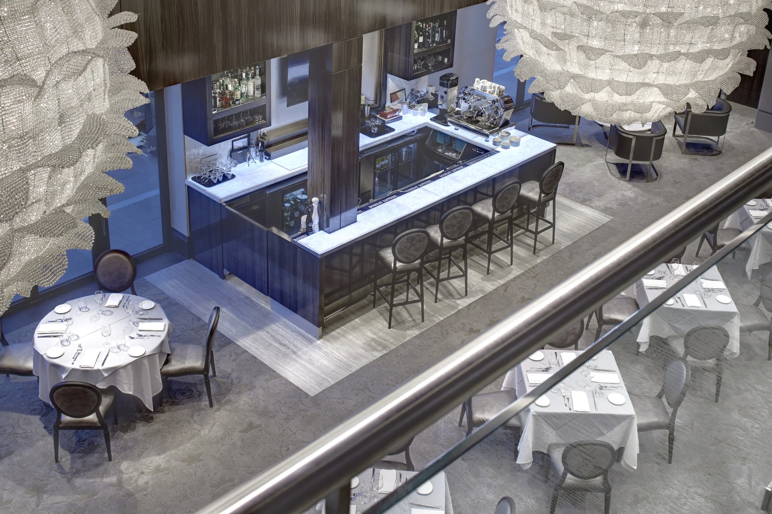 1- Chateau Le Parc Banquette Hall.jpg