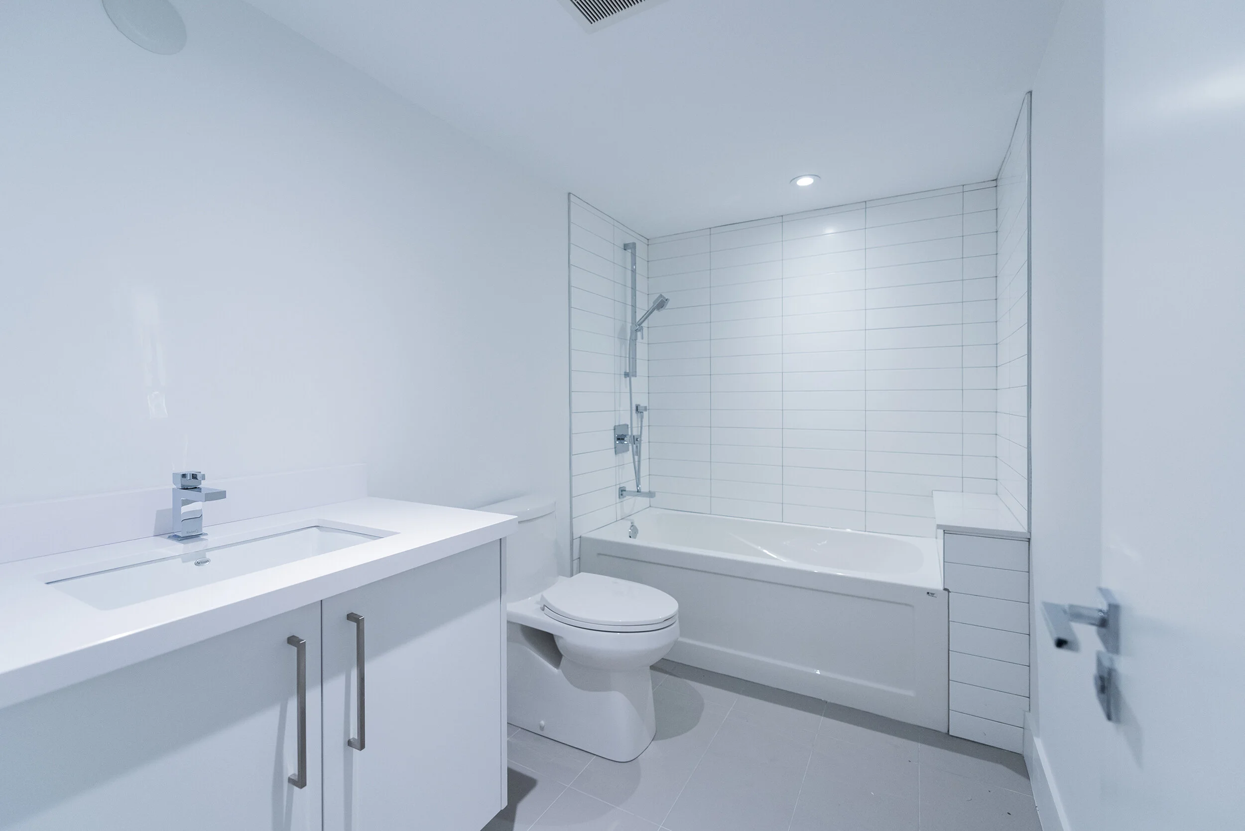 18 Fox Point Interior (32 of 35).jpg