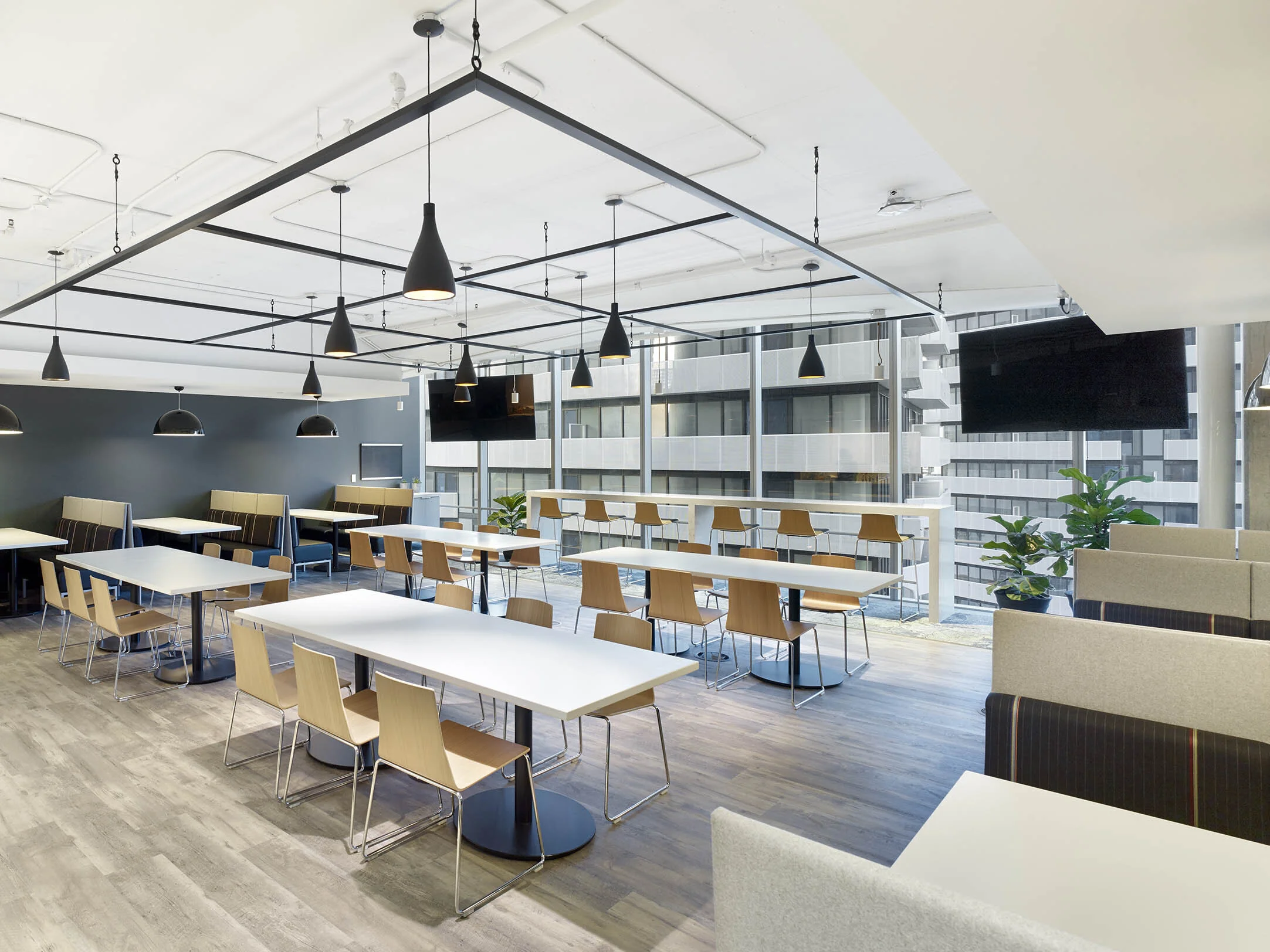 Bentall Kennedy Offices (14).jpg