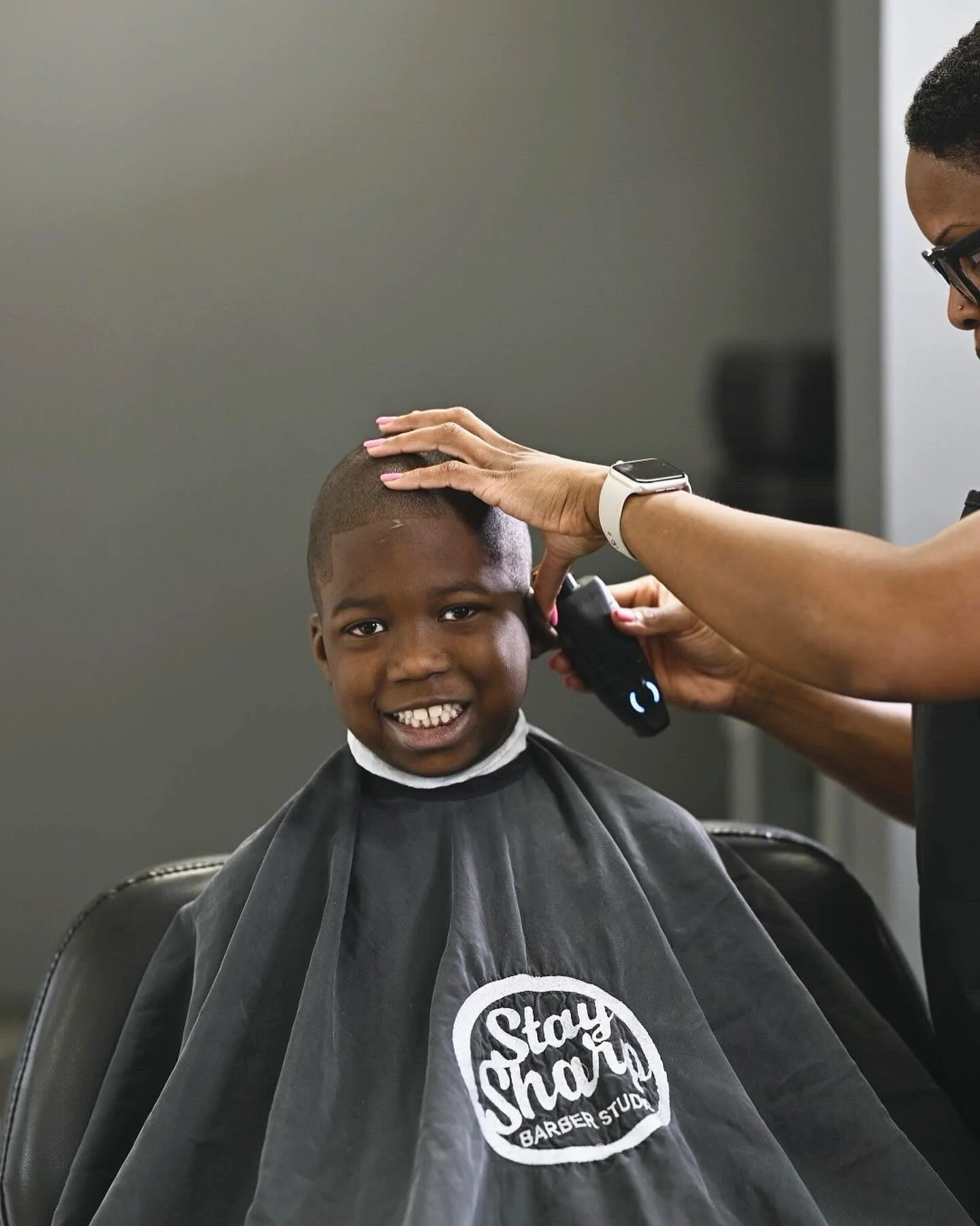 &ldquo;Step in as you are, leave looking like your best self. Let&rsquo;s make it happen! Book now!&rdquo;🔥😁💈

#staysharp #styshrp #dmvbarbers #staysharpherndon #novabarber #freshcut #barbering 

📍StaySharp Barber Studio- Herndon, Va
📆 Book now: