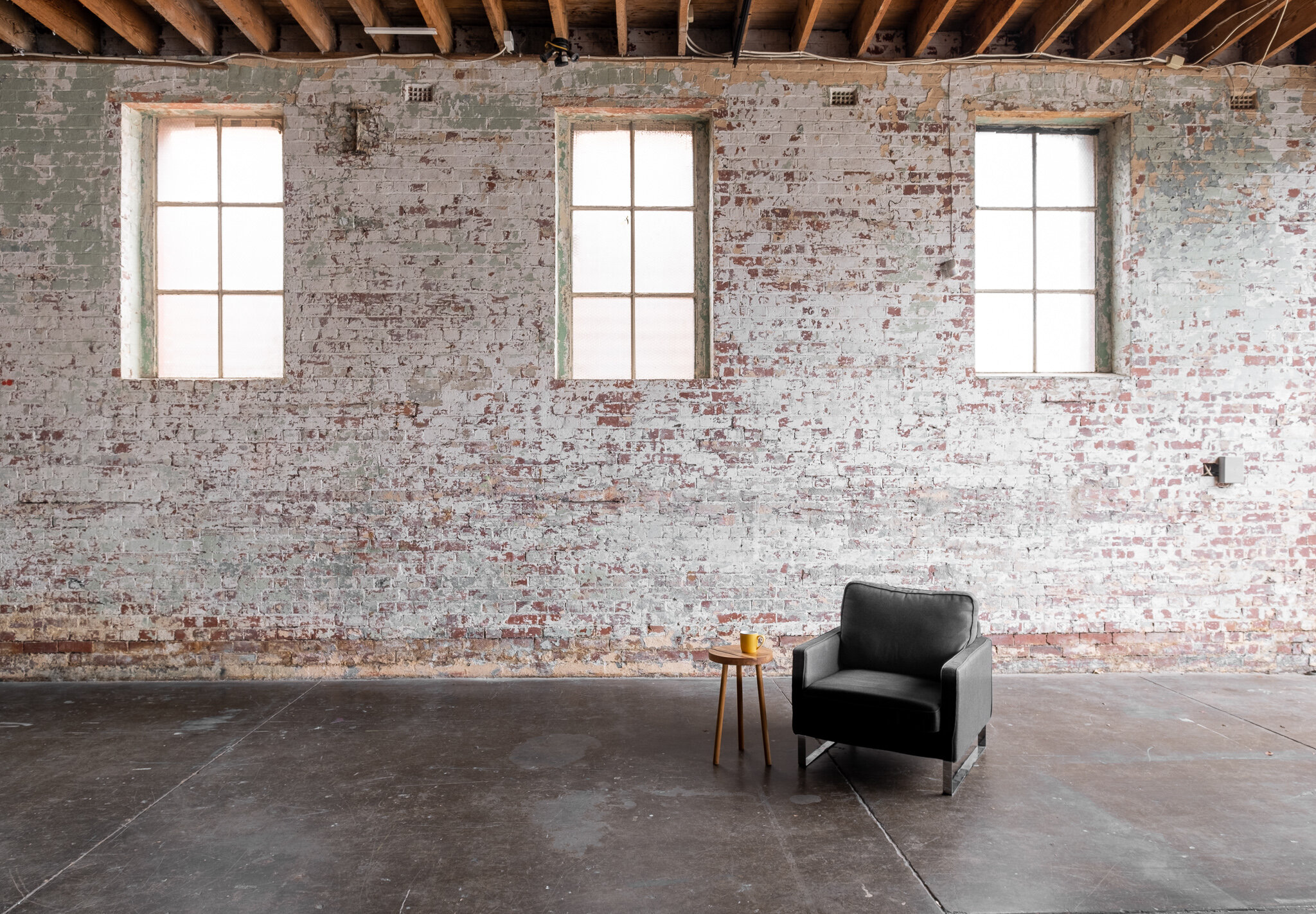 CHILLARY_PIXEL_Studio_04_TexturedWall_.jpg