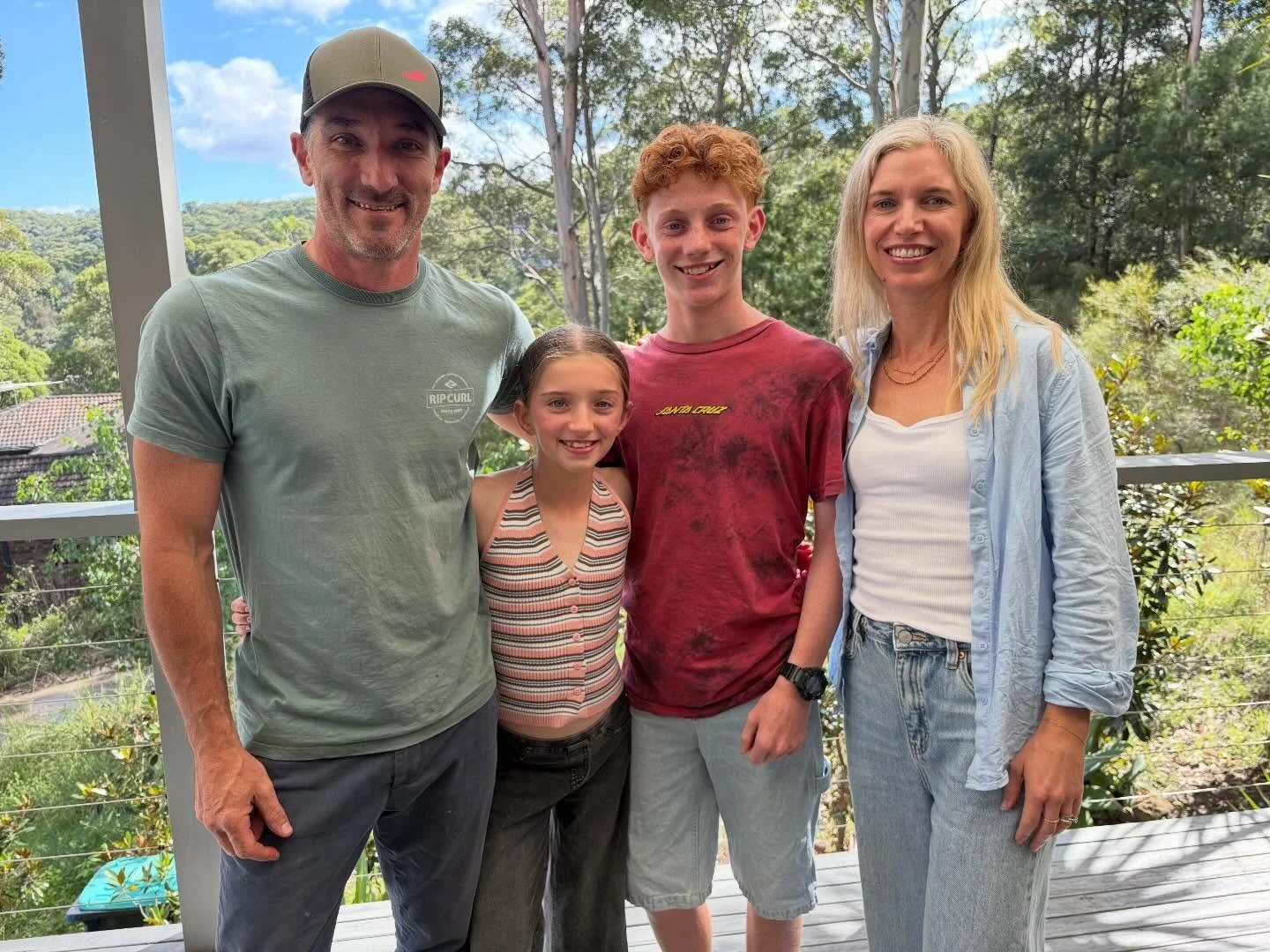 Easter weekend ✨

Slow mornings, salty air, sandy feet and full hearts.
Family time, egg hunts, dinner and dancing with friends, beach days, long walks and nights by the fire 🔥

Grateful for the simple moments that turn into the best memories 🤍