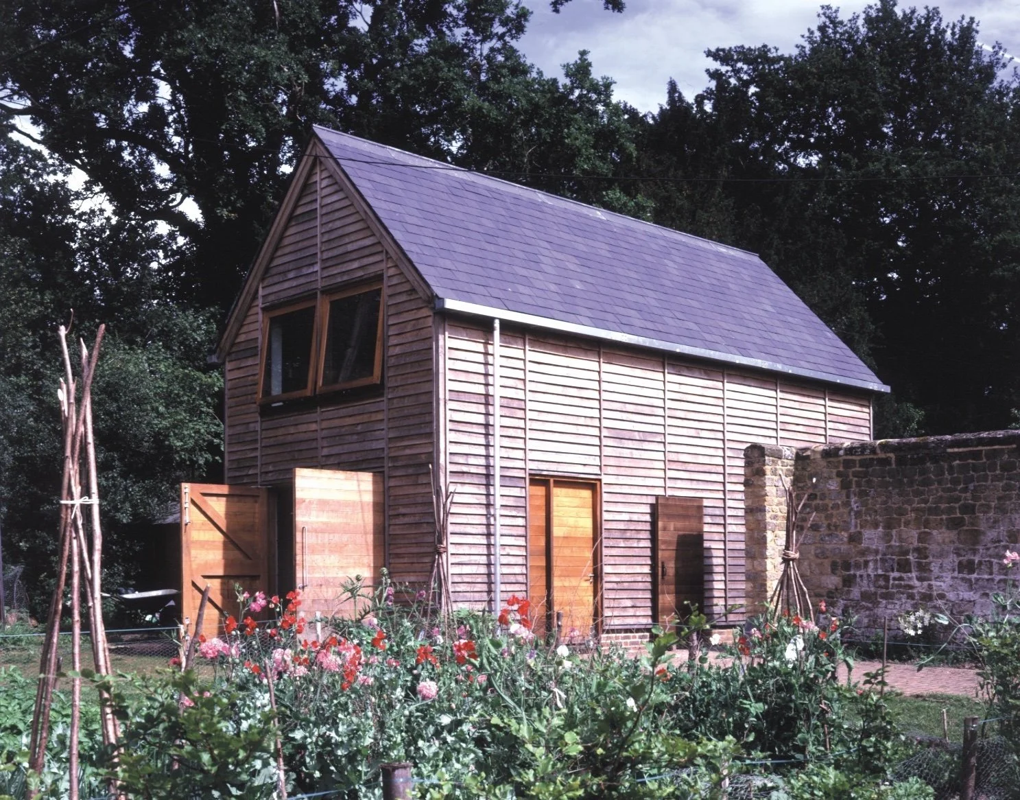 Rock house 03 .jpg